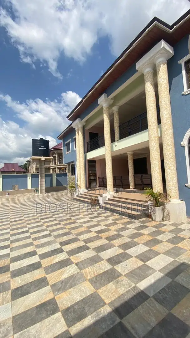 2bdrm Apartment in Billa-Fix Properties, Malejor for rent