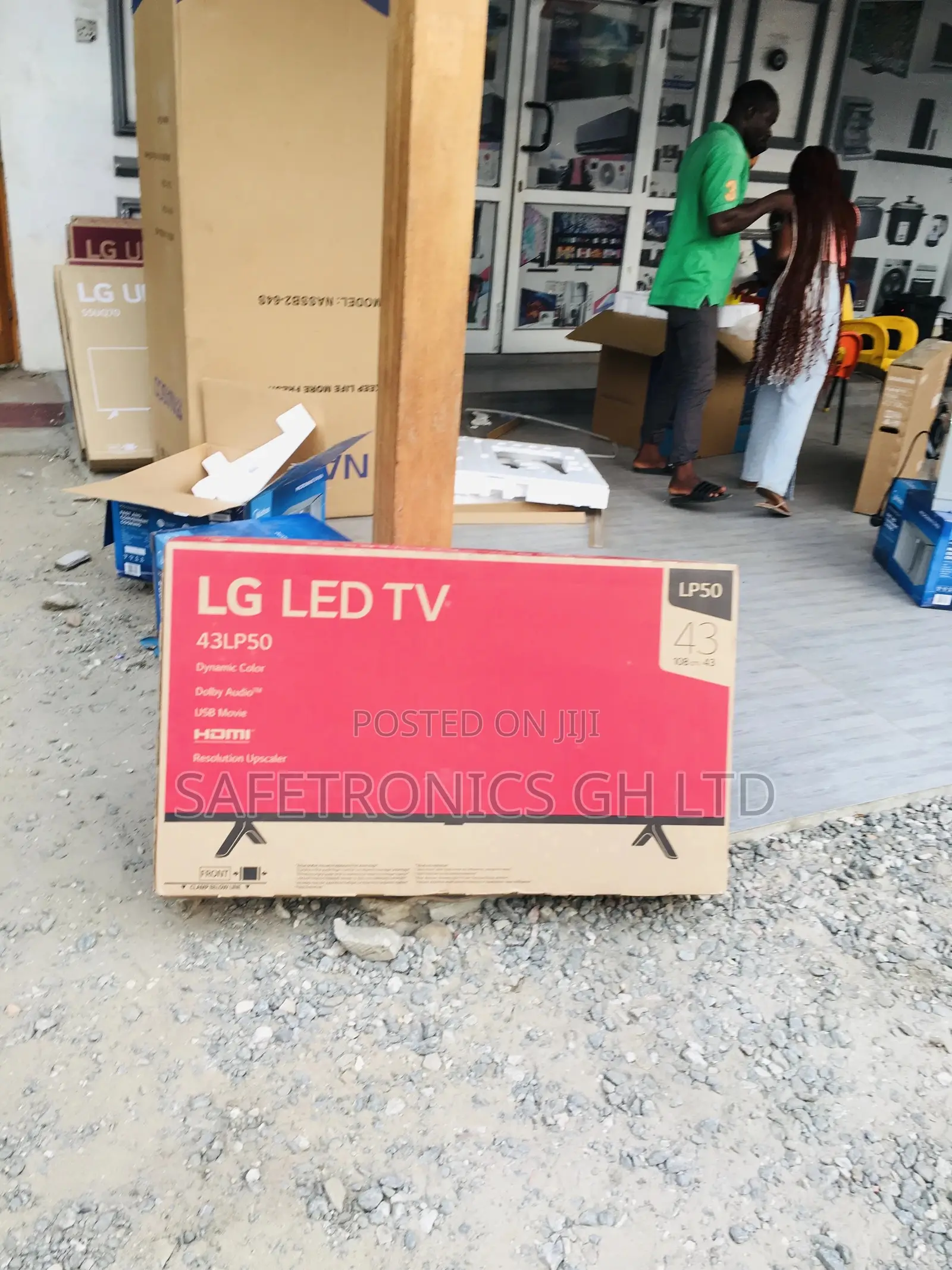 Black Glossy LED Smart Electric LP50 43 Inches UHD LG Tv