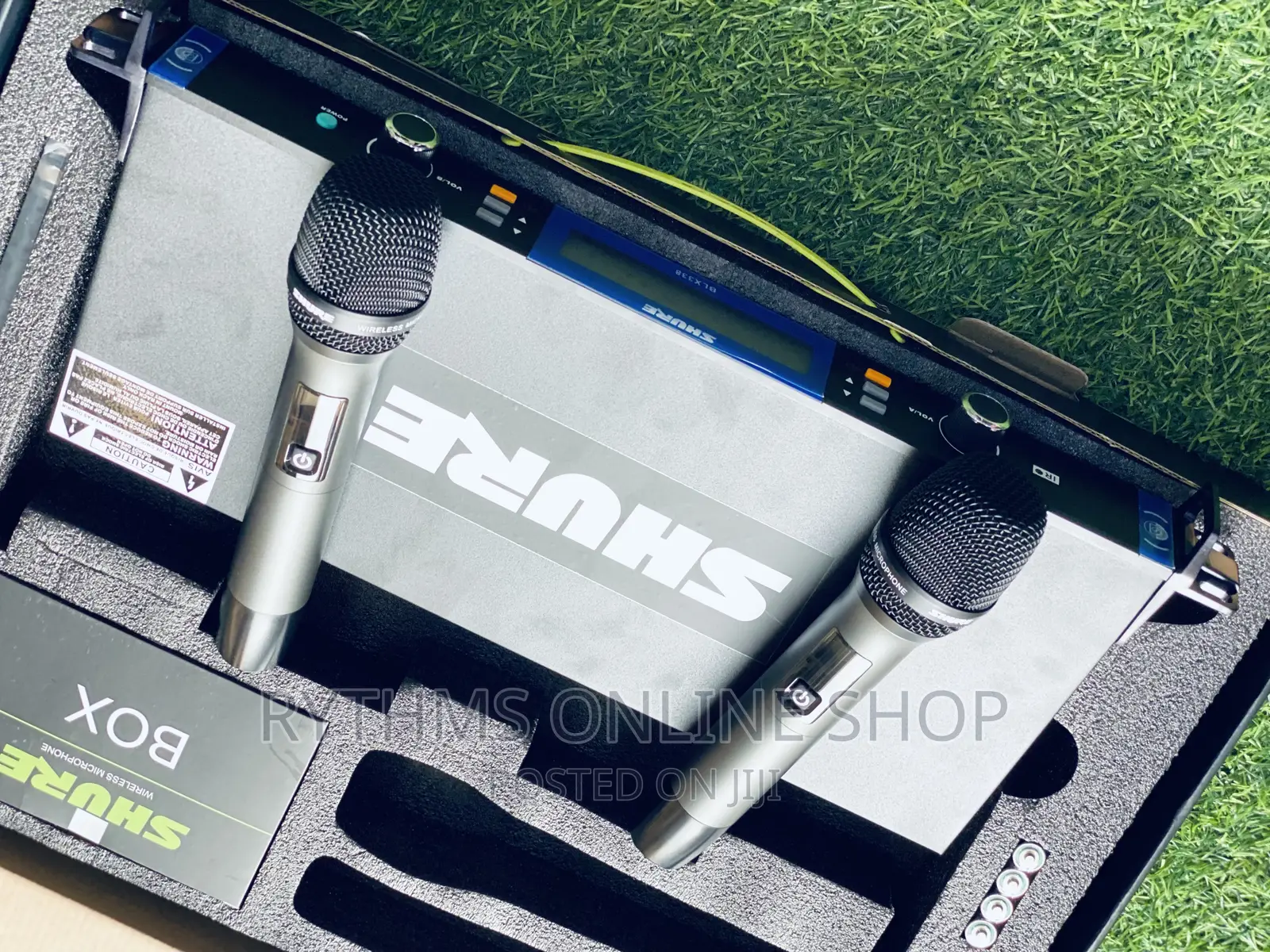 SHURE BLX-338 Wireless Microphone