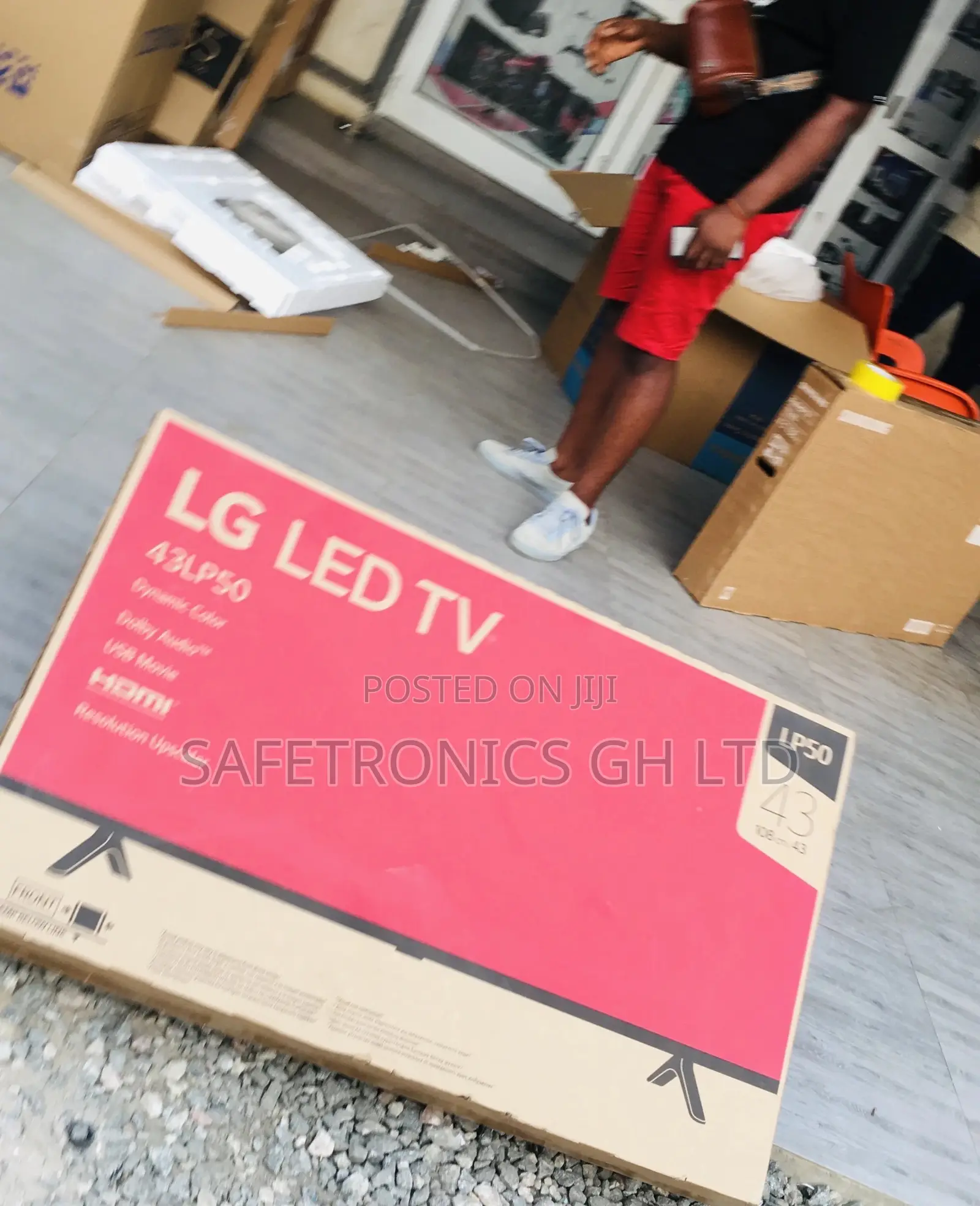 43 Inches Glossy LED Smart LG LP50 Black UHD Electric Tv