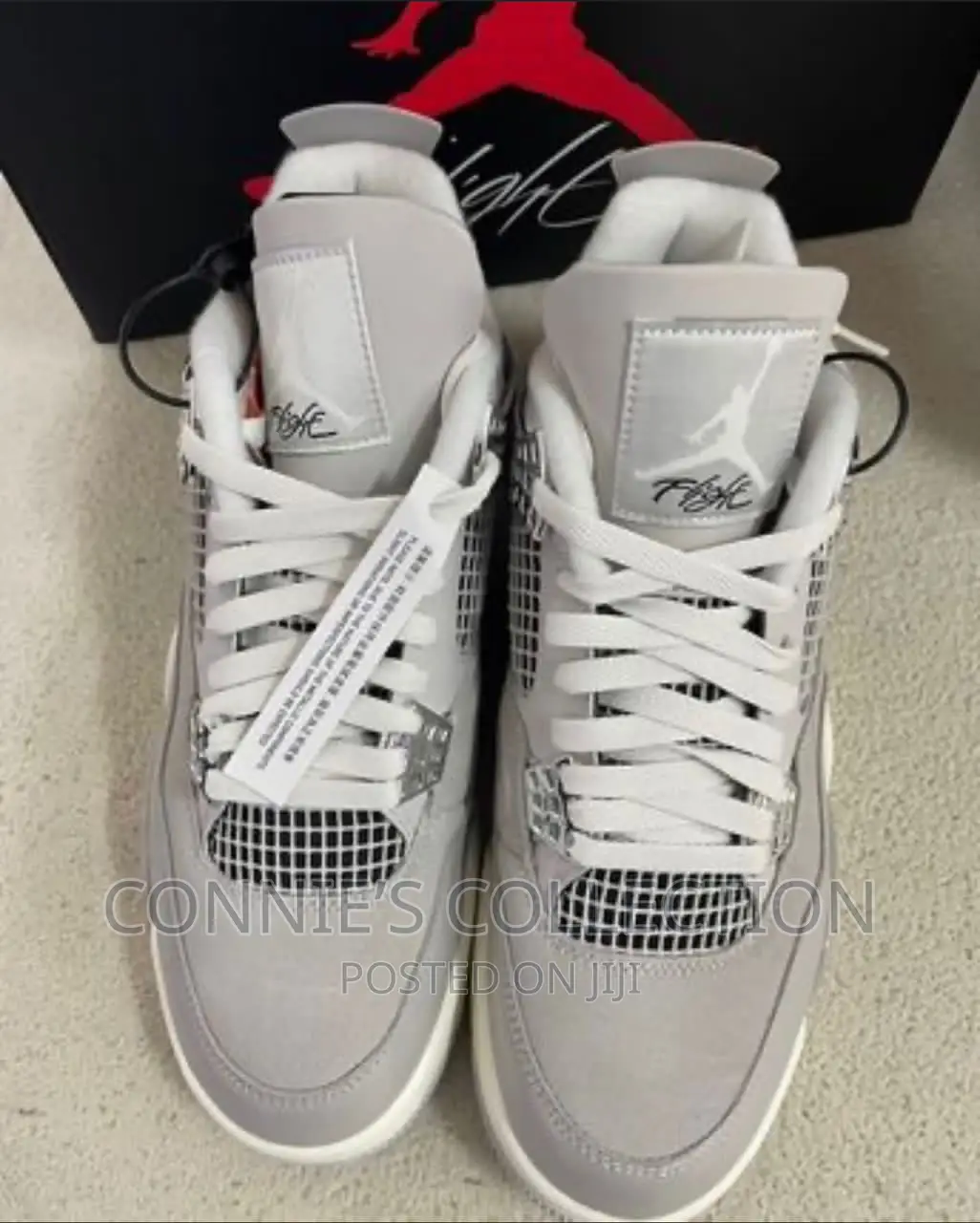 Air Jordan 4