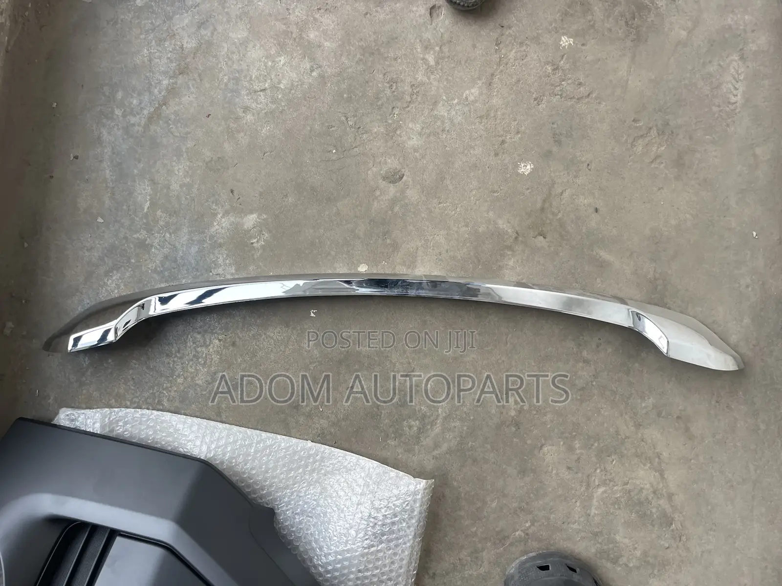 Hilux Bonnet Moulding Chrome 2016 2017 2018 2019 2020 2021