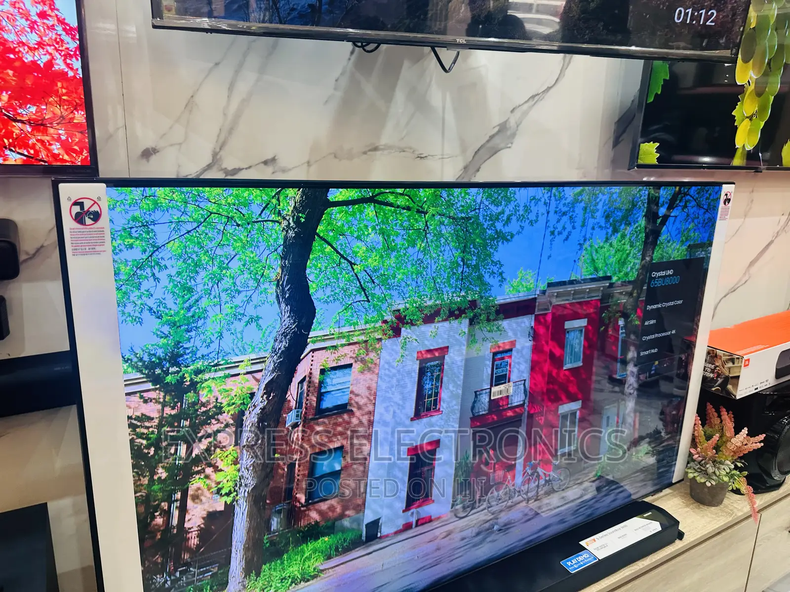 Purchase Sleek Slim UHD Smart Glossy Samsung 55”Au7022