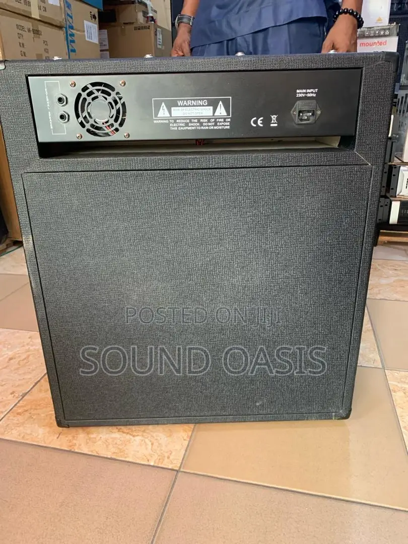 400 Bass Combo
Marshall Ba 400 Bass Combo