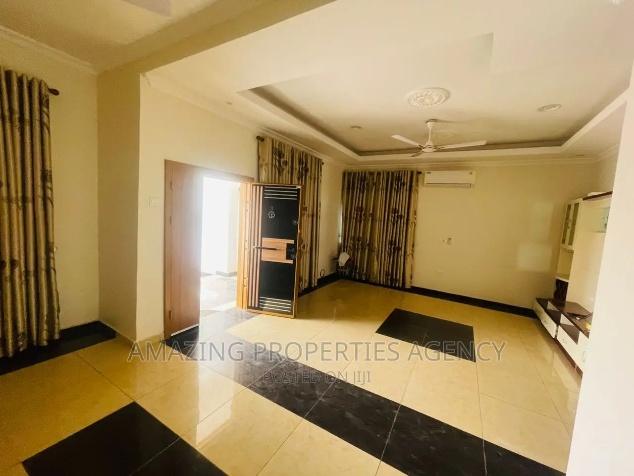 3bdrm House in Baastona Spintex for rent