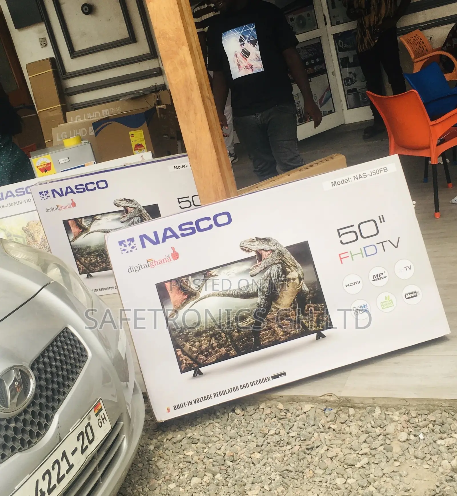 LED Glossy Electric Black Nasco Full HD Digital 50 Inches Tv