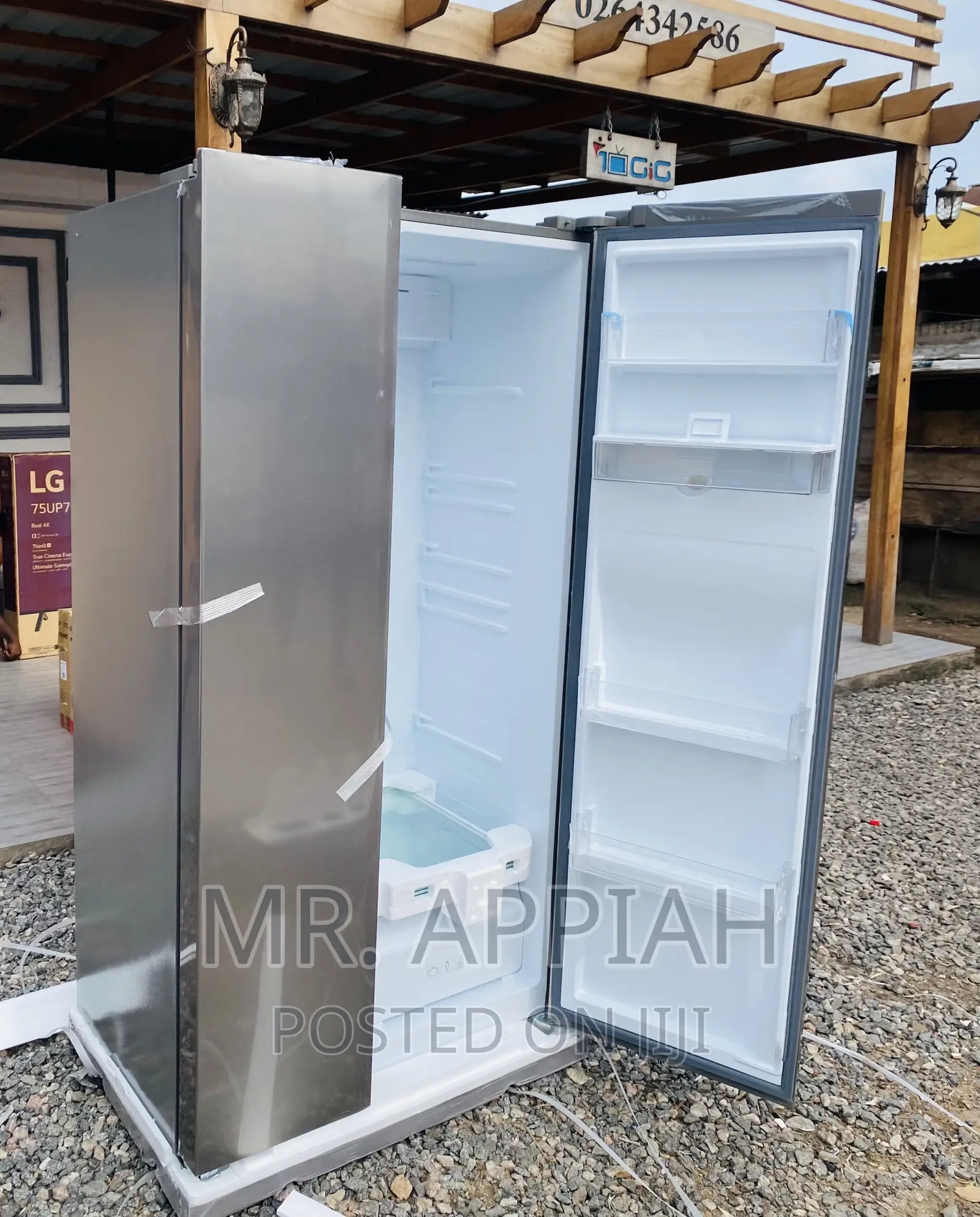 Get Classic TCL-P520SBN Side by Side Refrigerator.