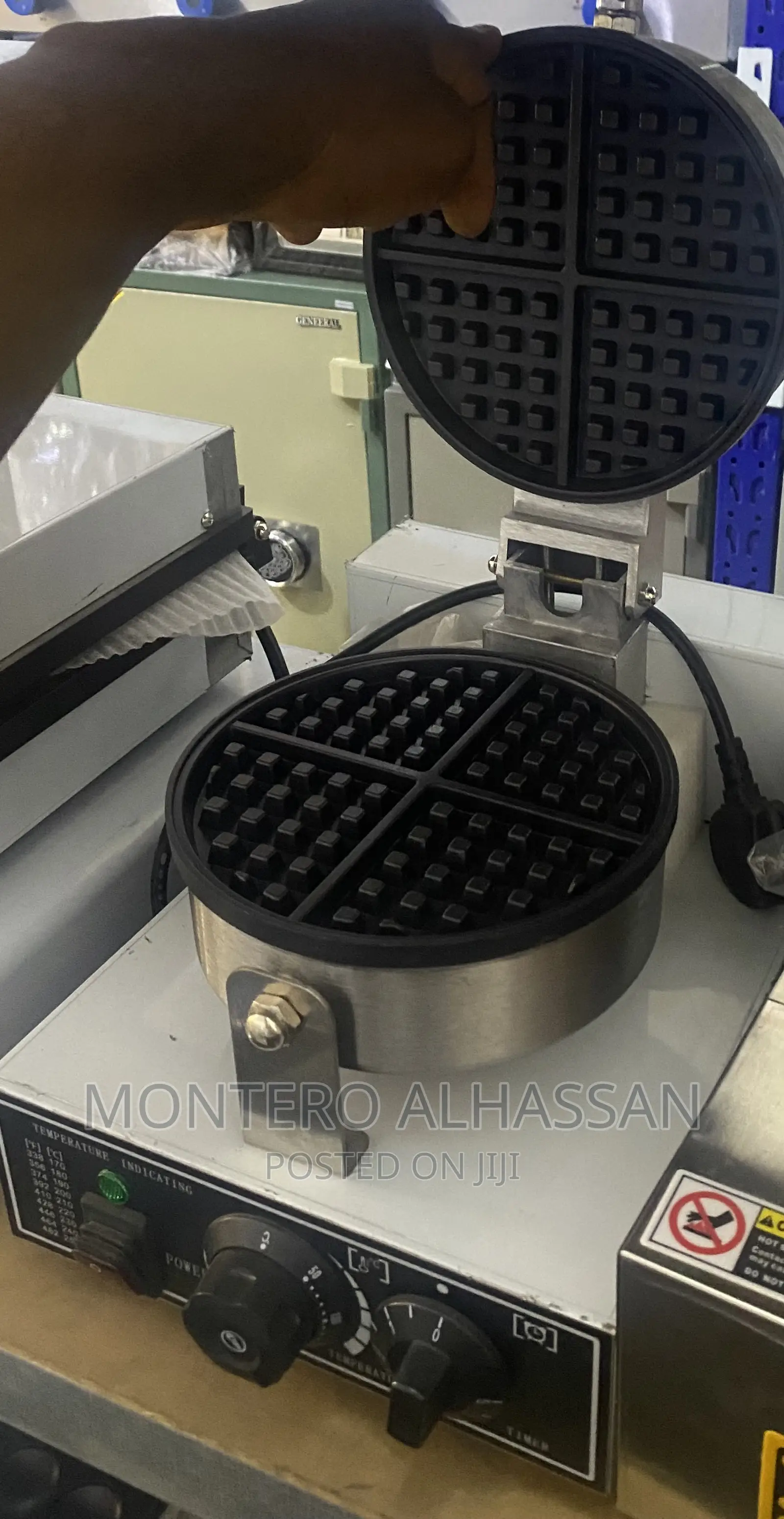 Single Waffle Maker