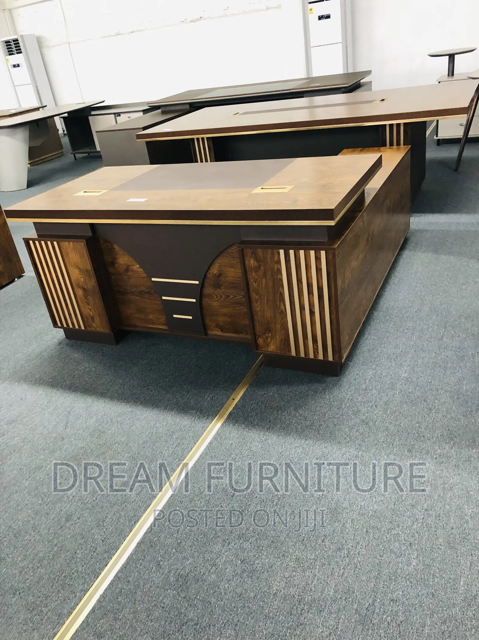Office Desks