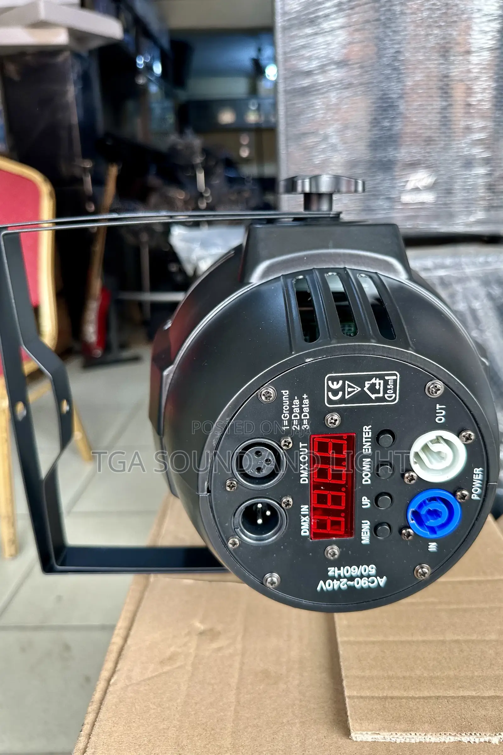 18 Lamp PAR Can With Removable Power Cable