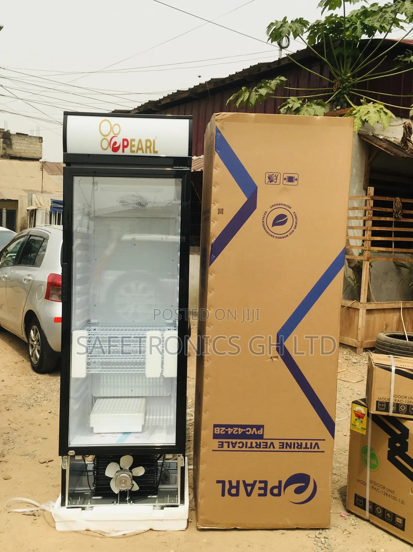Display Glass Singledoor Essential Pearl PVC-424-2B Fridge