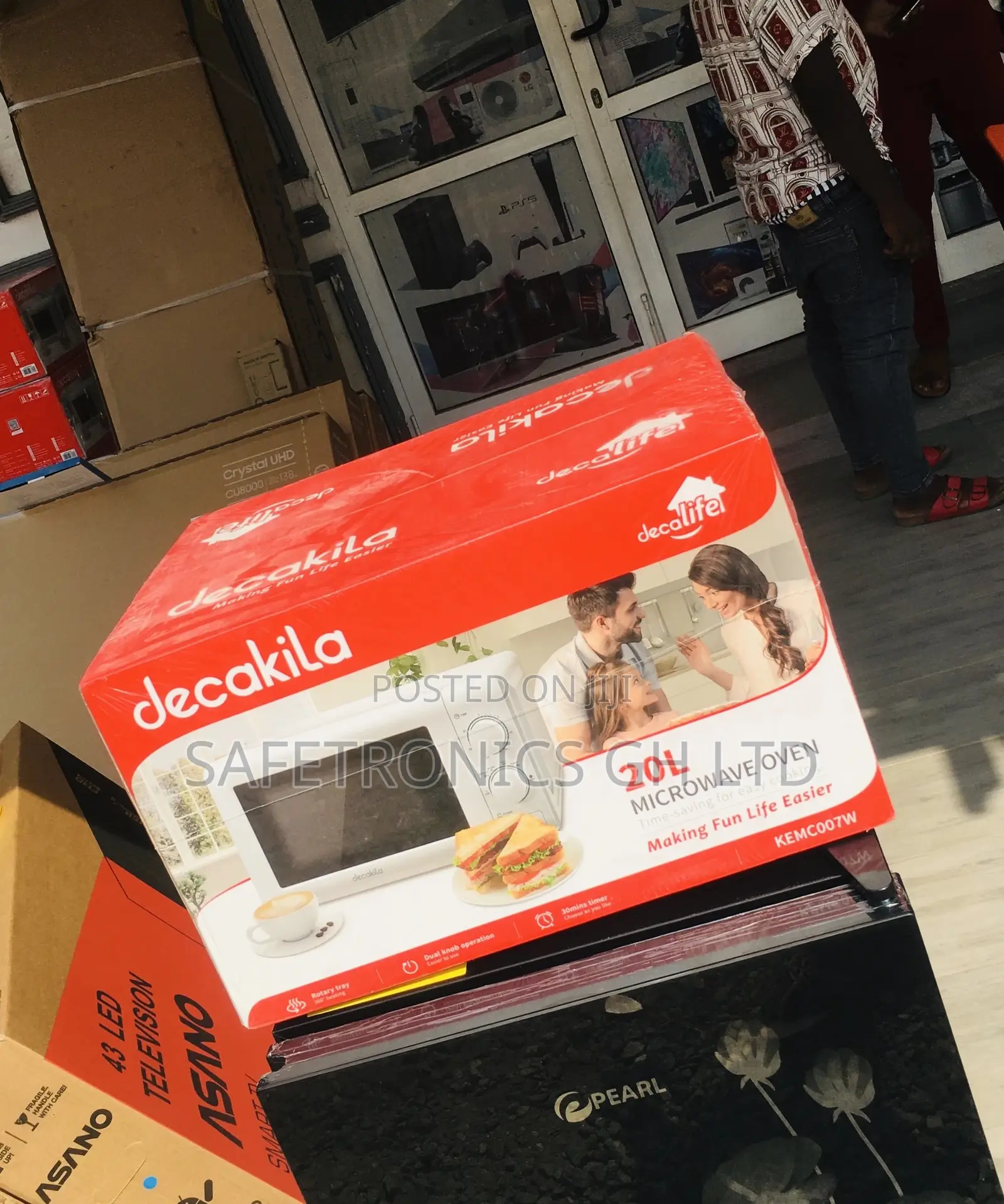 Electric 20 Liters Decakila Countertop White Microwave