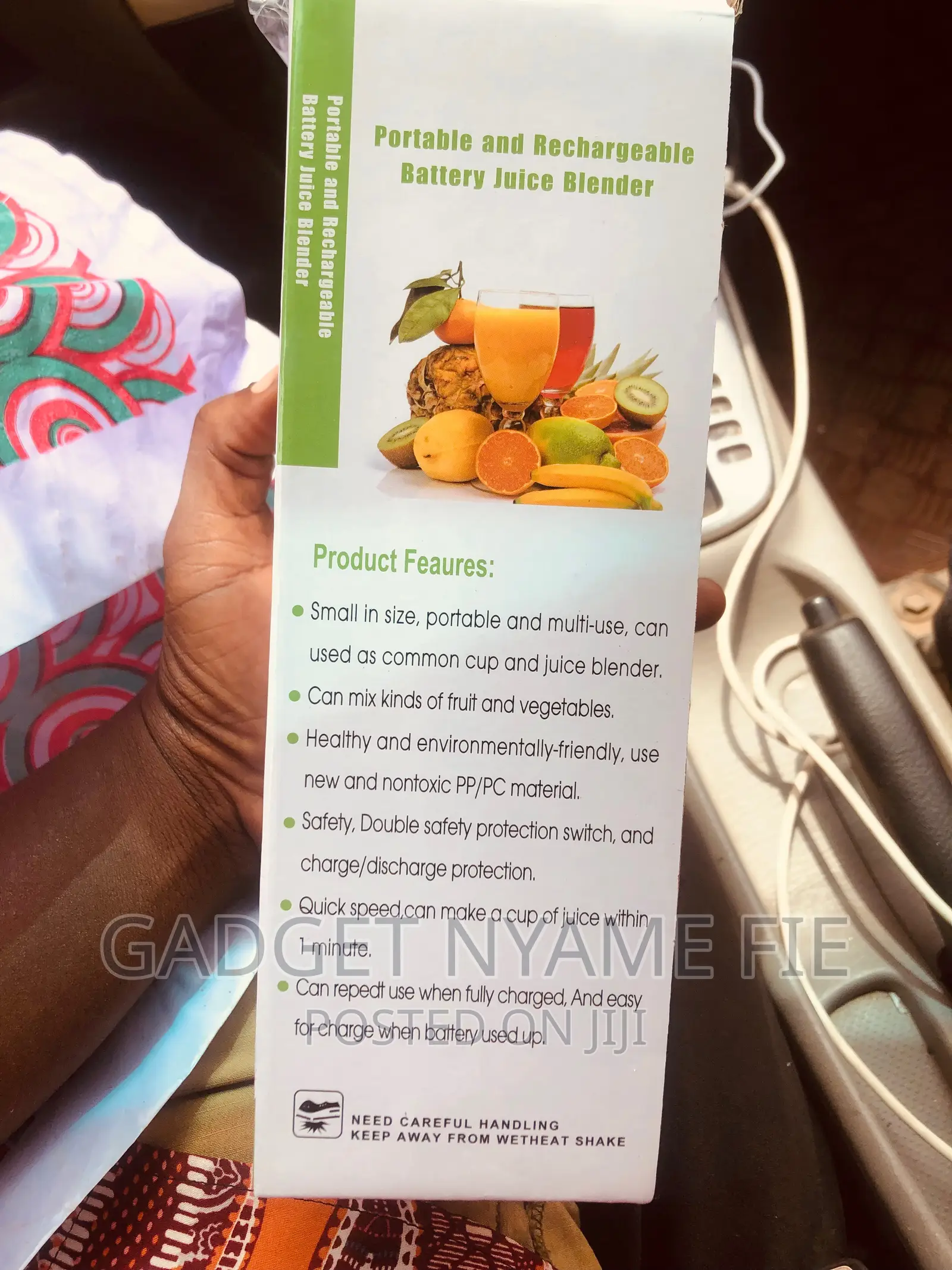 Portable and Rechargeable Battery Mini Juice Blender