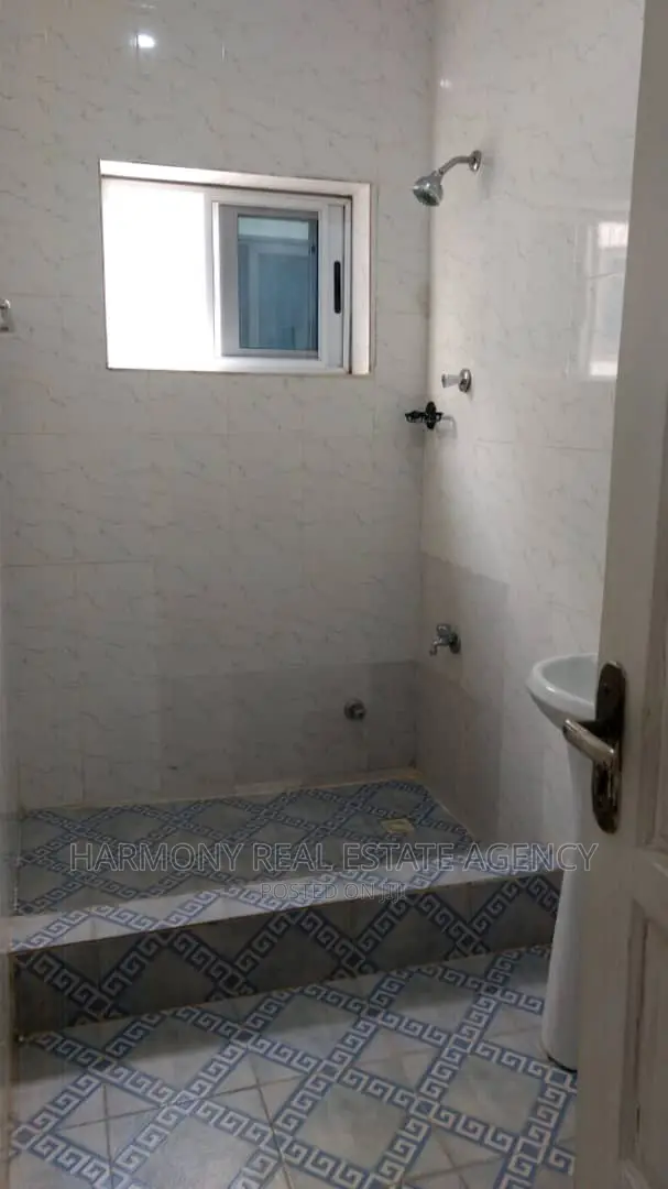 2bdrm Apartment in Dzorwulu for rent