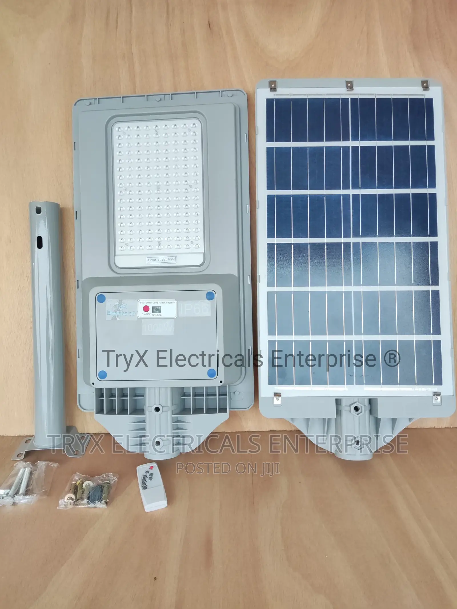 1000W Solar Street Light - Aurora Lens