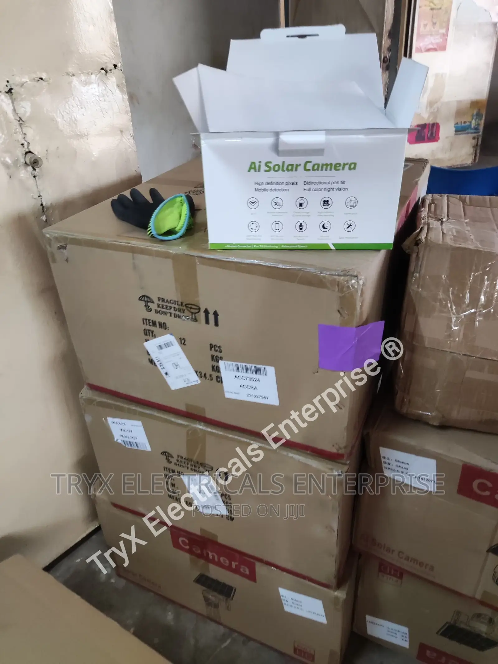 Bulb PTZ Wifi Camera + 64gb Sd