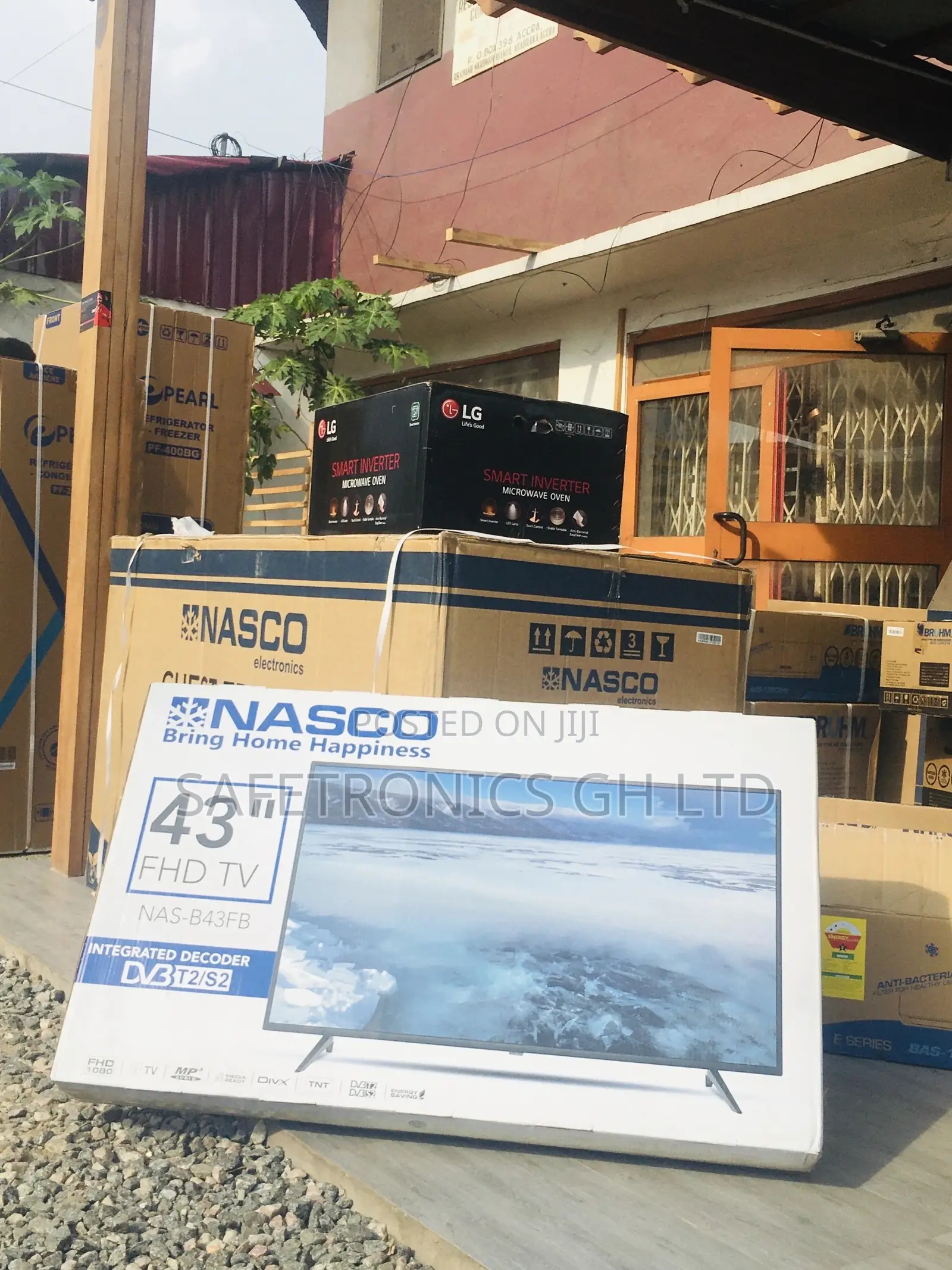 Nasco 43 Inches Glossy LED Black Digital Electric Full HD Tv