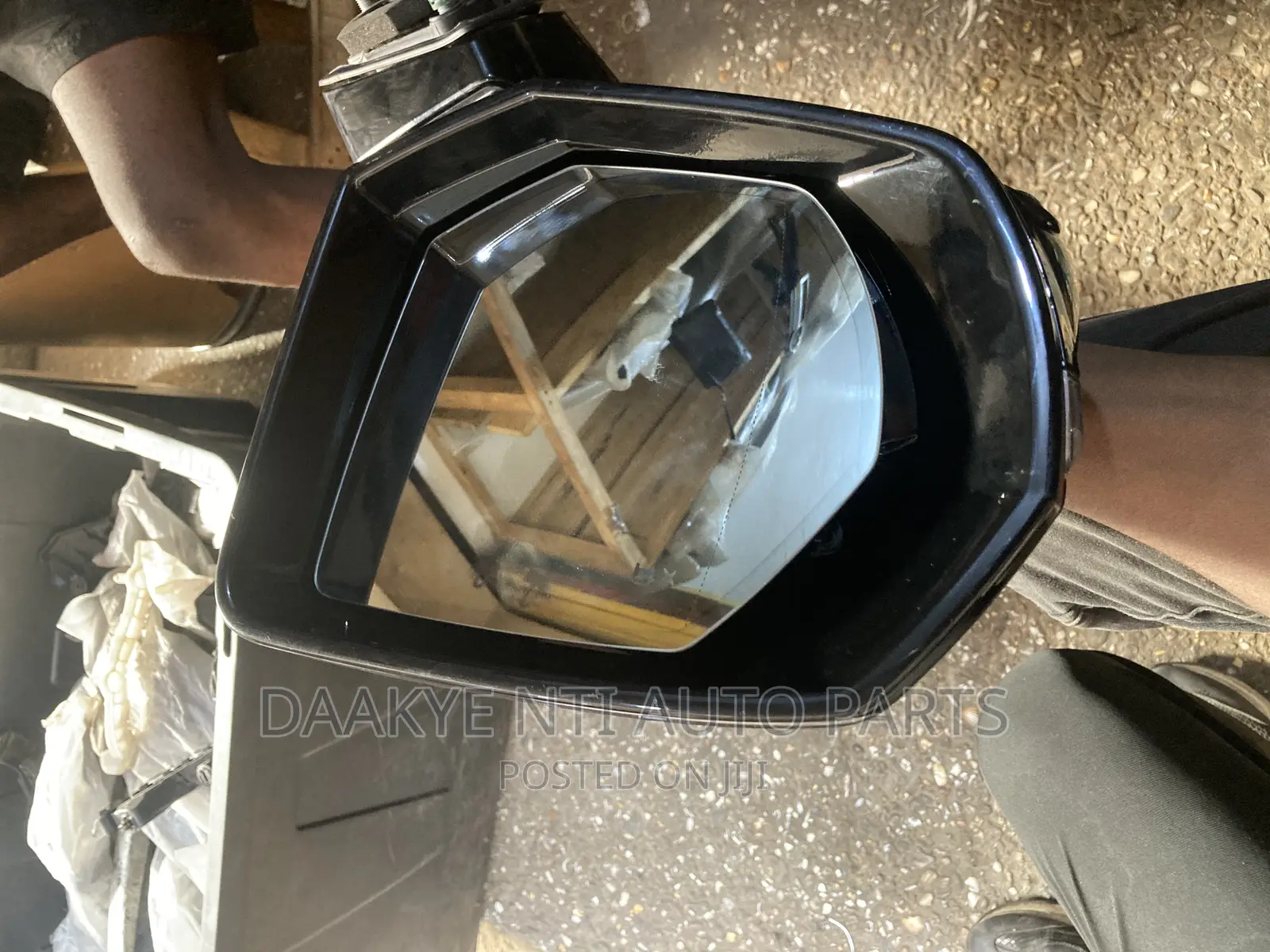 Cadillac Escalade 2022 Side Mirror