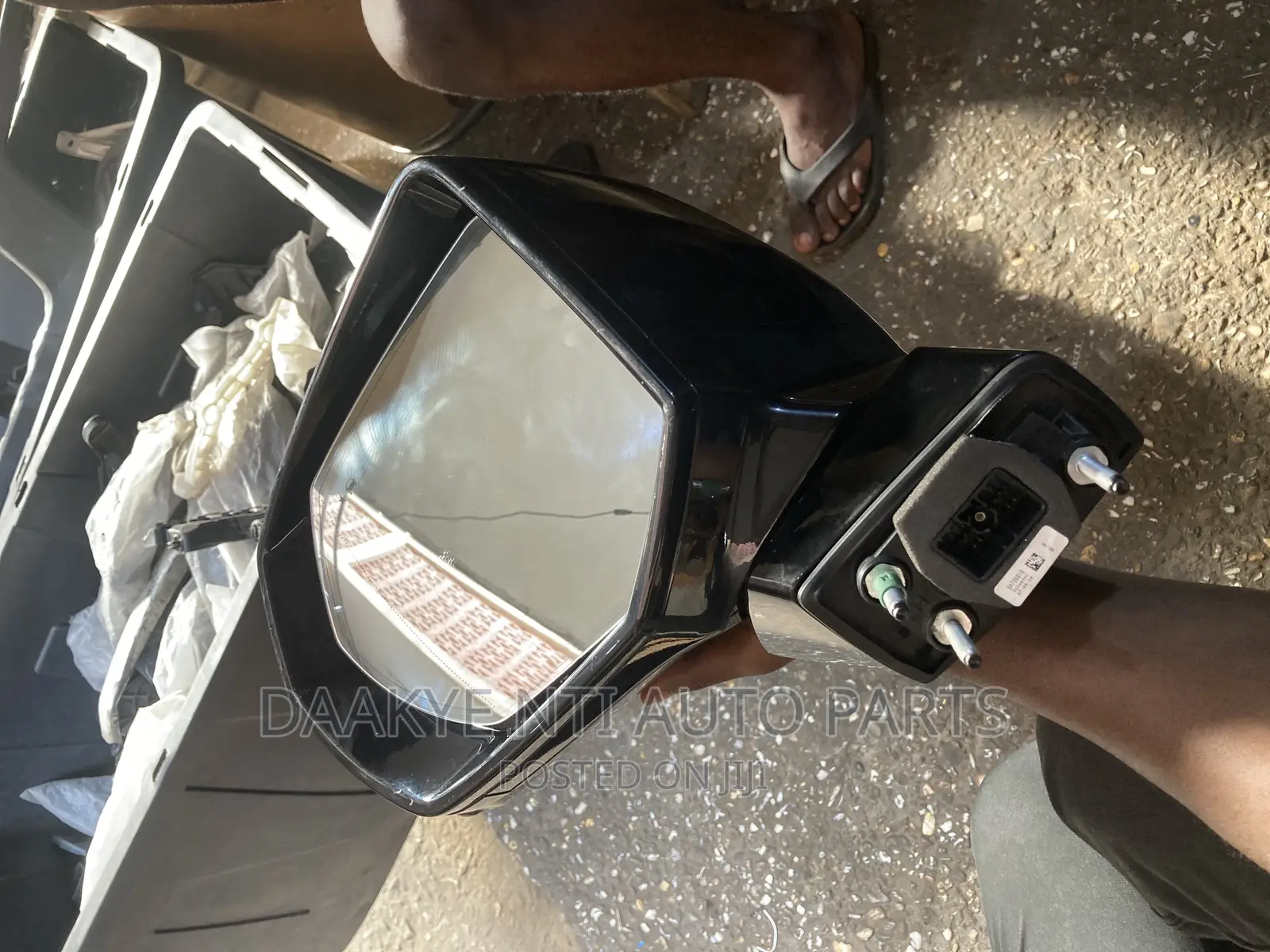 Cadillac Escalade 2022 Side Mirror