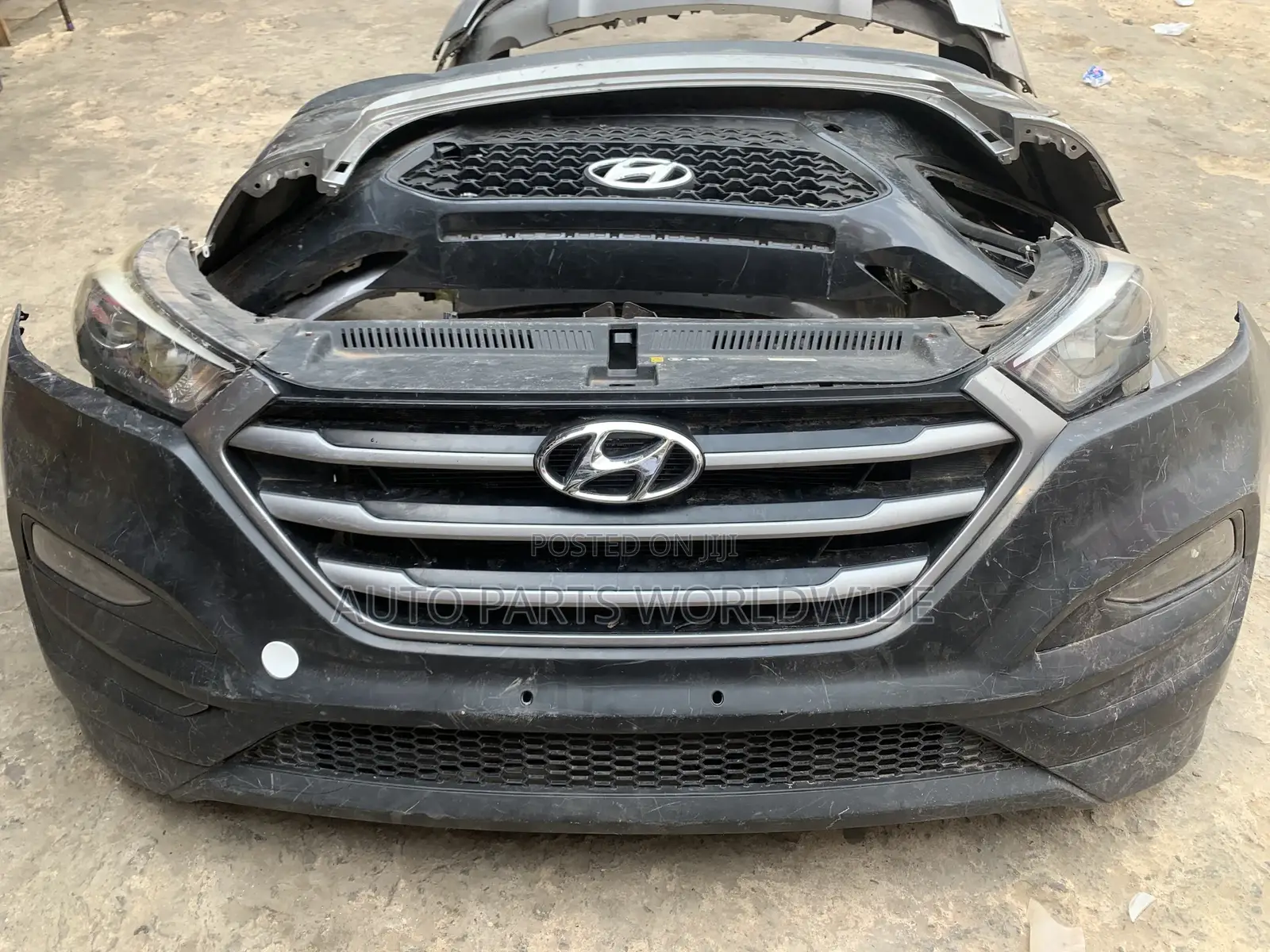 Hyundai Santa Fe Front Cut