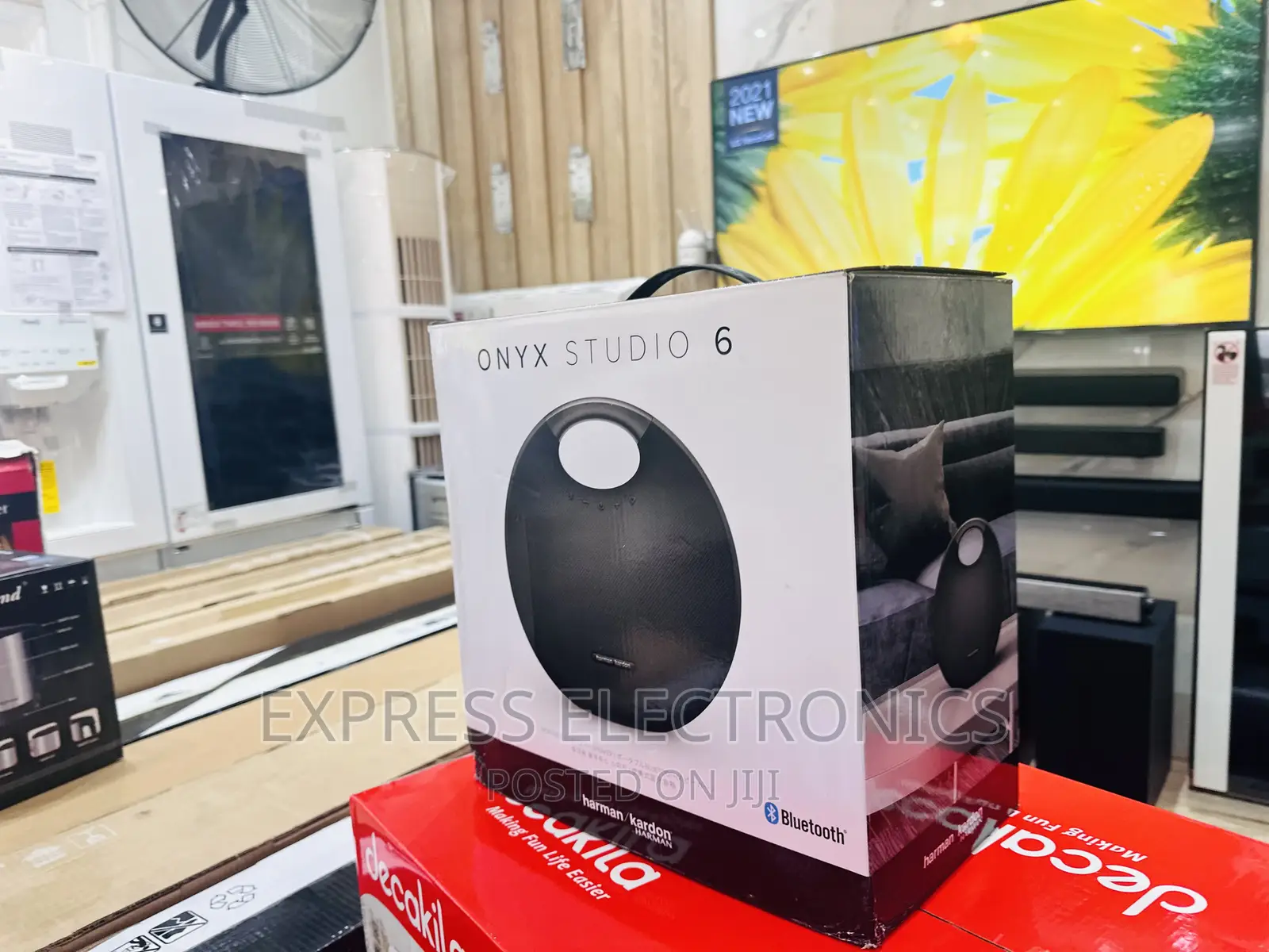 Best Buy for Less Bluetooth Speaker Onyx 6 Black