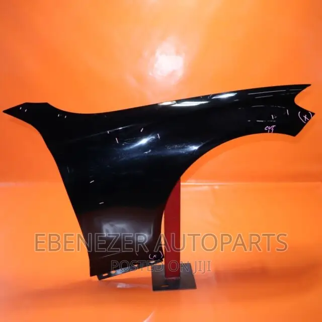 Mercedes Benz W205 C300 Fender