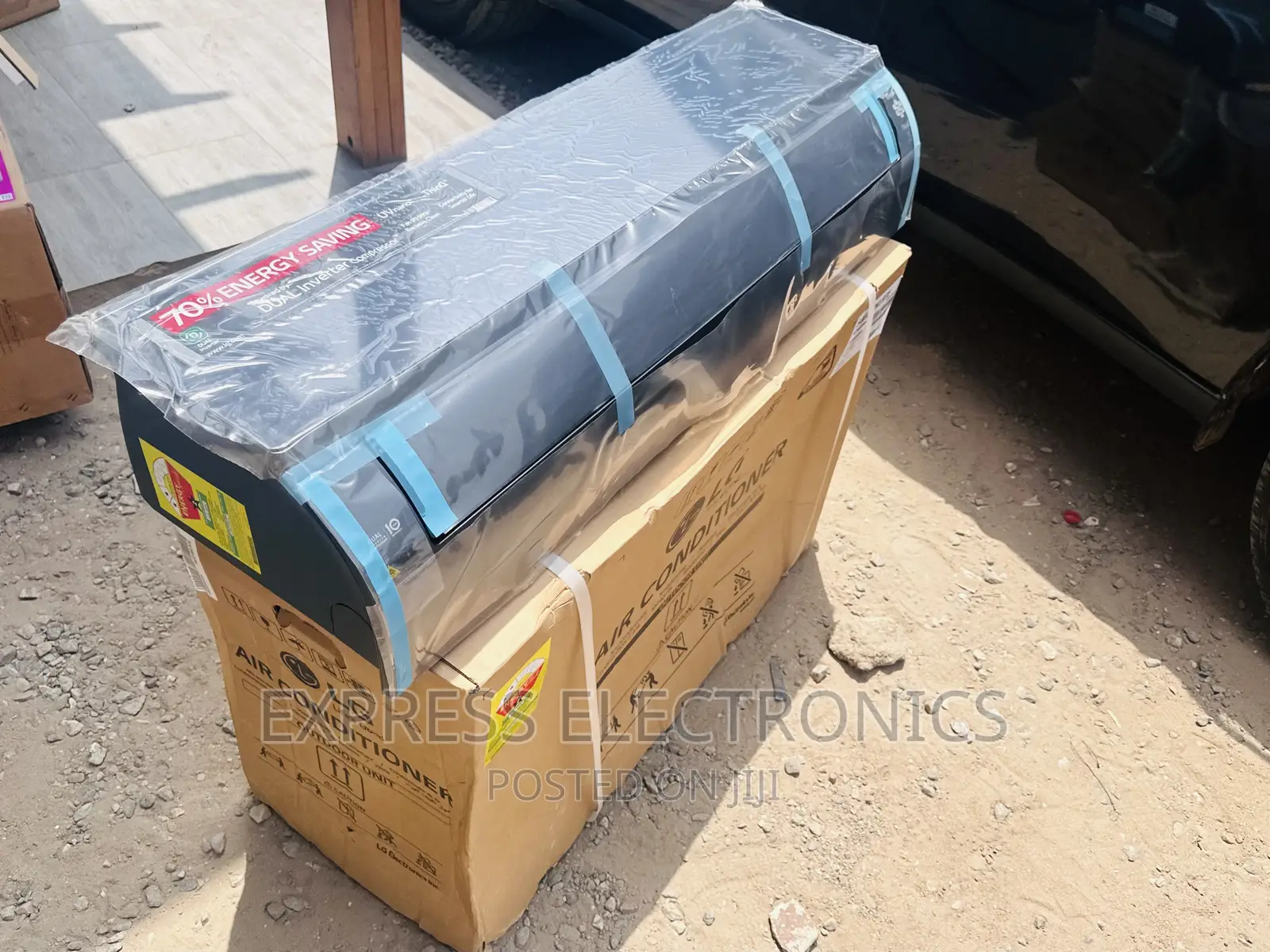 Dual Artcool Inverter Split R410 Black LG 2.0hp.