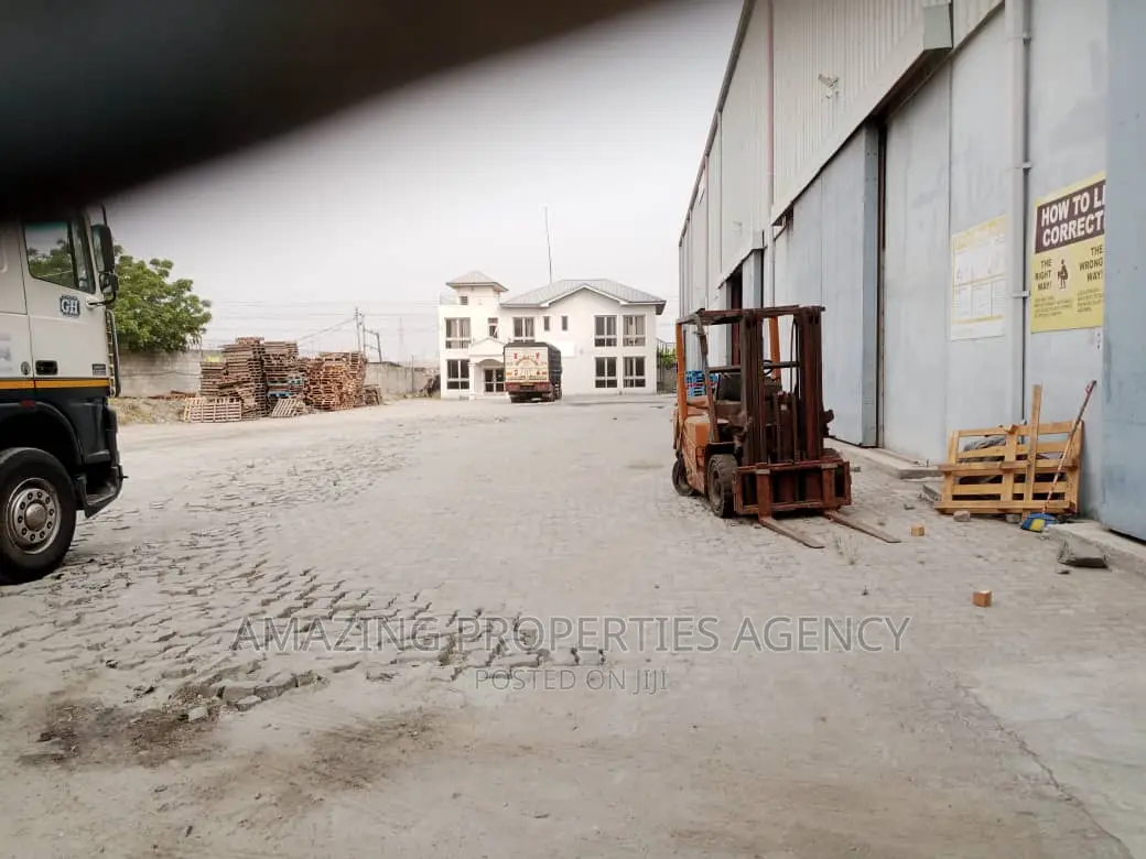 4000 SQM Warehouse for Sale in Tema*