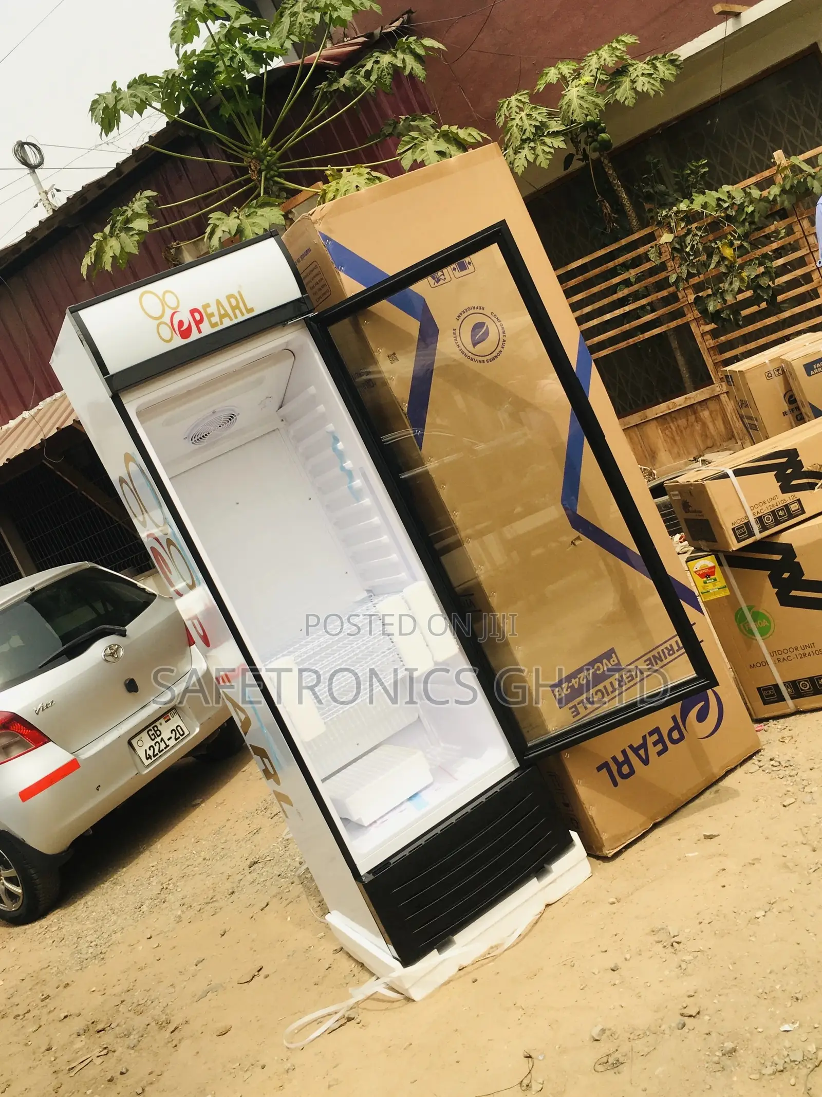 Display Pearl PVC-424-2b Singledoor Glass Electric Fridge