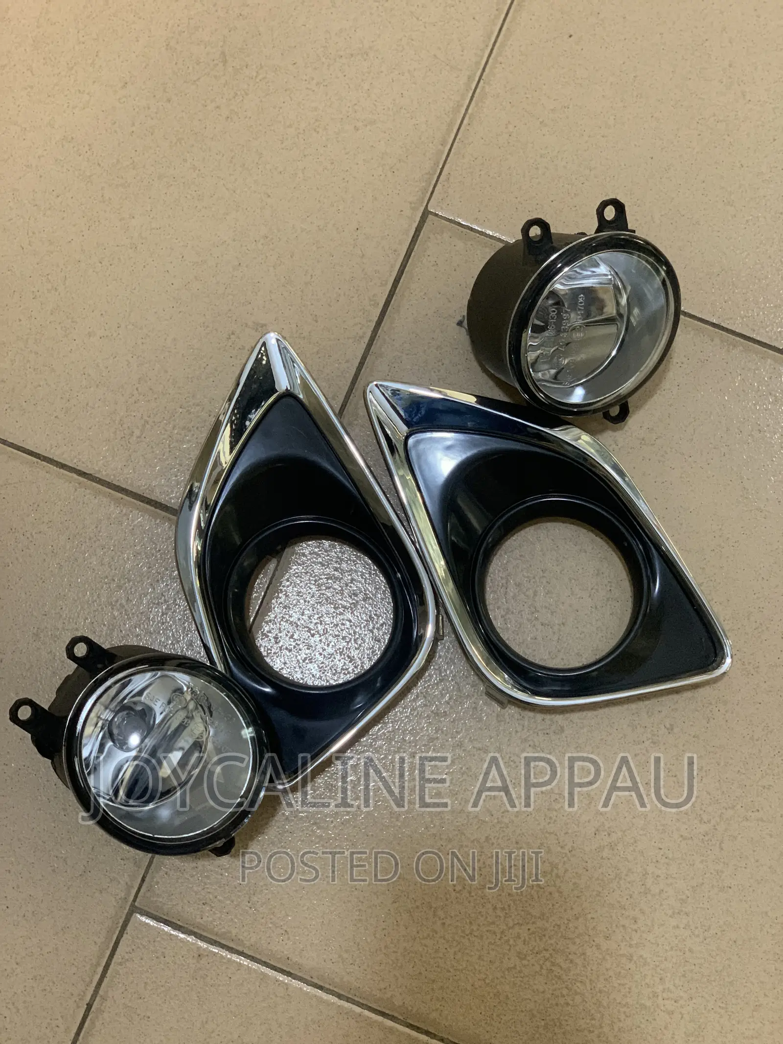 Toyota Venza 2009 to 2016 Fog Light and Cover