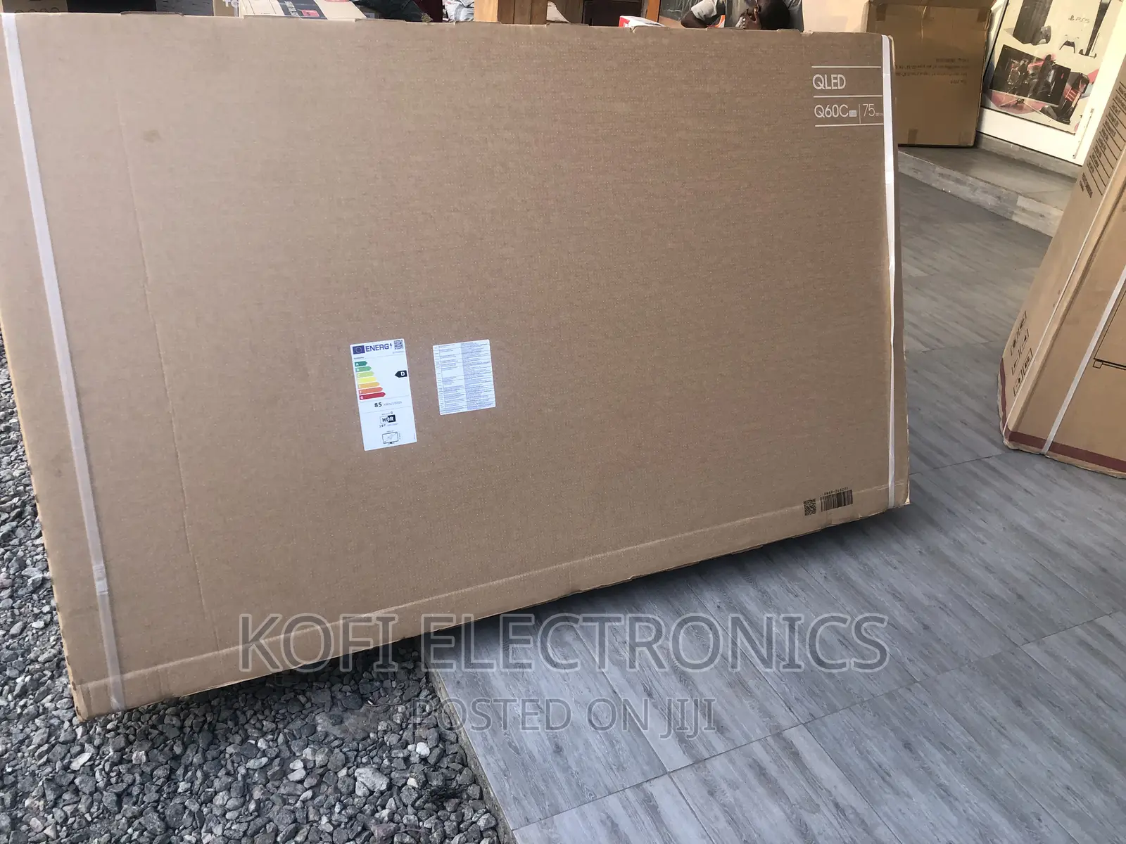 Cinematic Image Samsung 75 Inch QLED Smart TV 2023 75Q60C