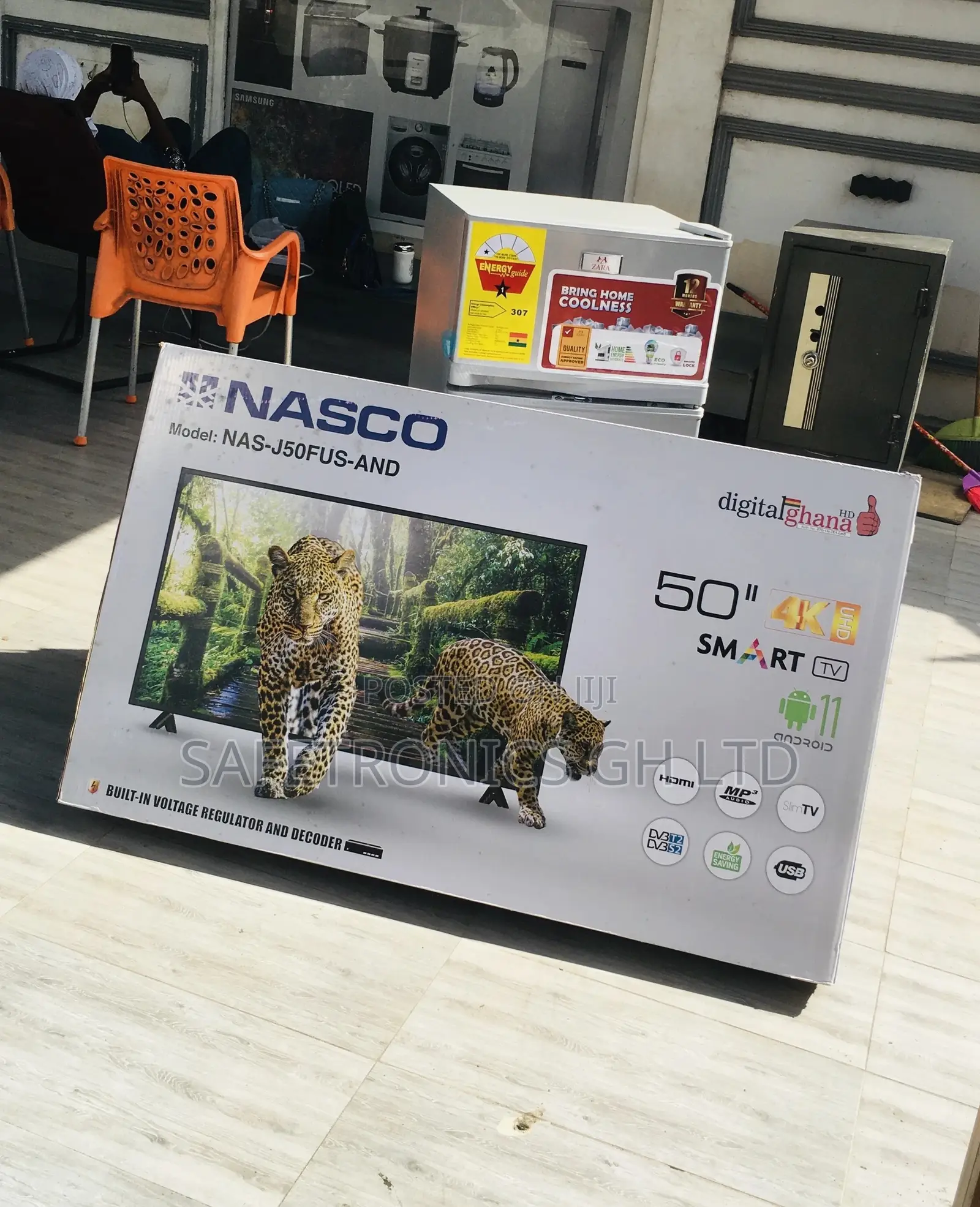 Nasco Black Electric Smart 50 Inches Glossy LED Tv