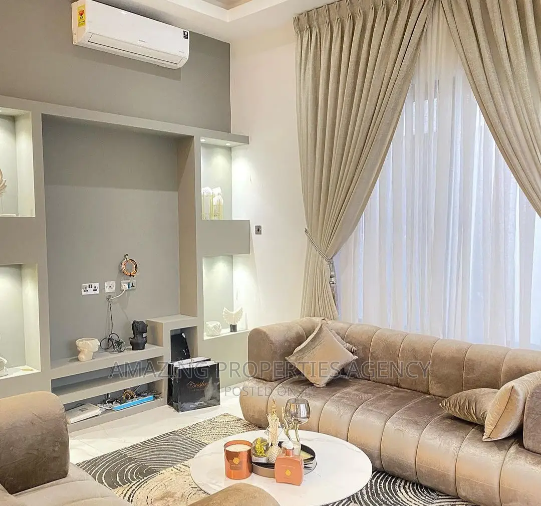 4bdrm House in Adjiriganor for sale