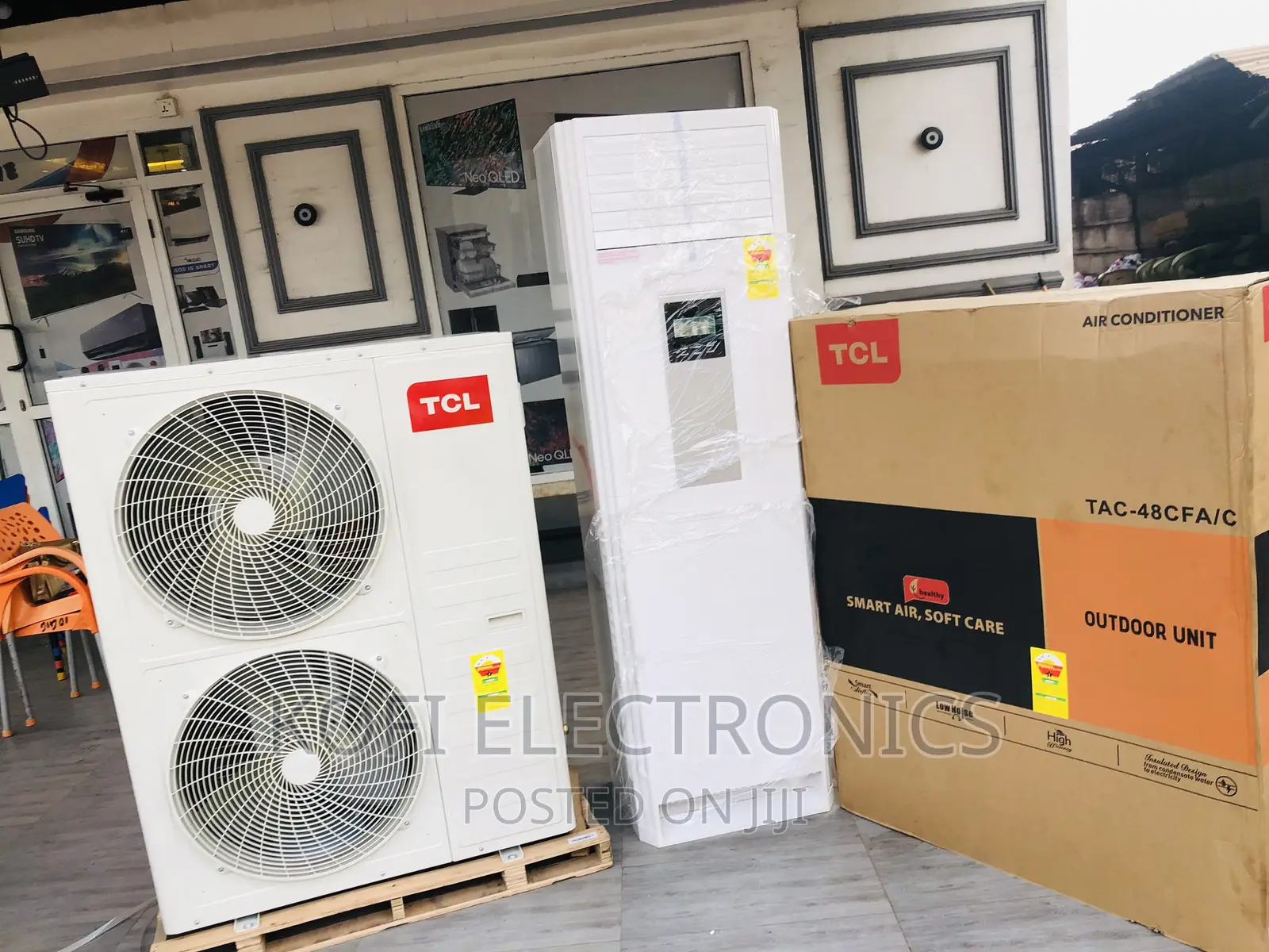 TCL Standing Aircondioner With 5.0hp Cooling Capacity