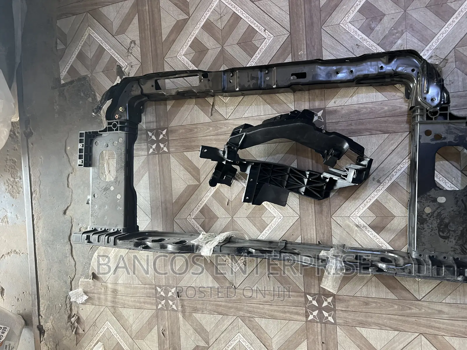 Hyndai Elantra 2011-2015 Radiator Support