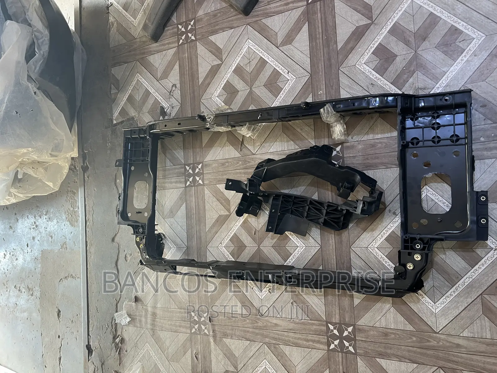 Hyndai Elantra 2011-2015 Radiator Support