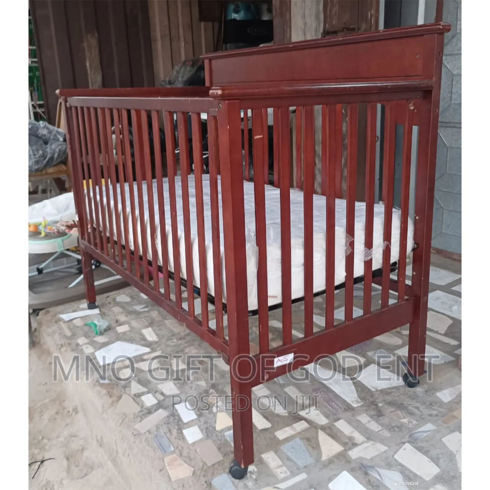 Graco Benton 3-in-1 Convertible Crib