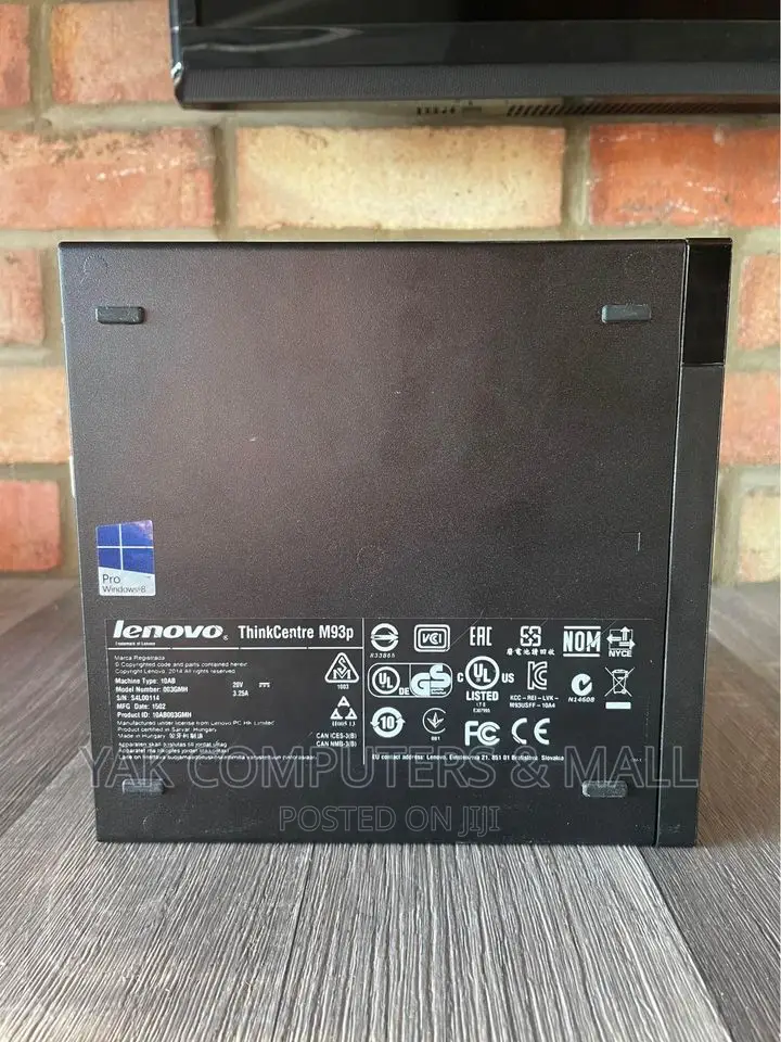 Desktop Computer Lenovo ThinkCentre M93p 8GB Intel Core I7 SSD 256GB