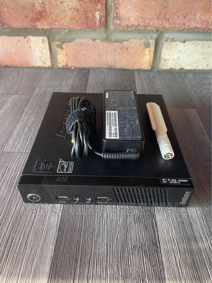 Desktop Computer Lenovo ThinkCentre M93p 8GB Intel Core I7 SSD 256GB