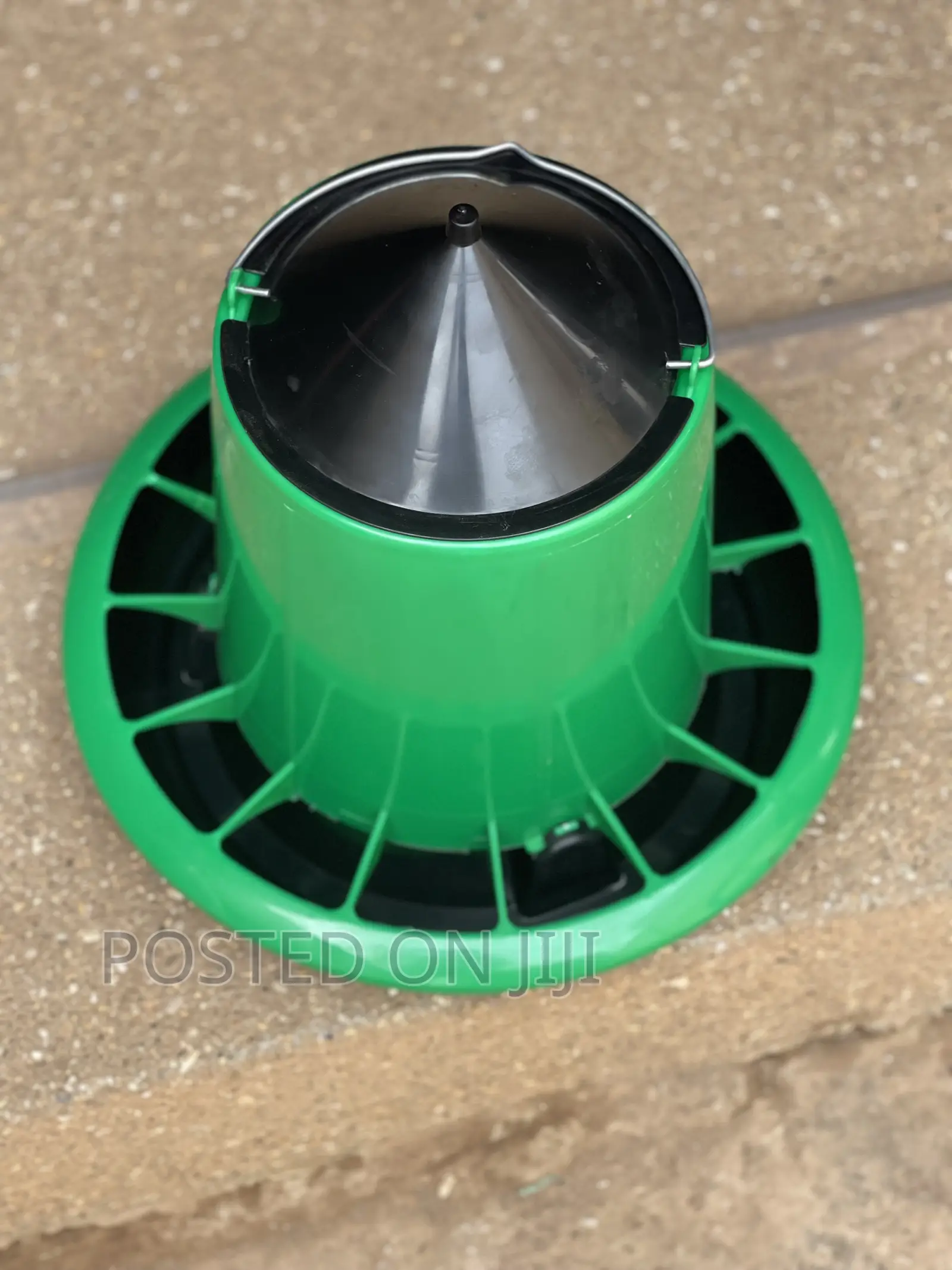 10kg Poultry Feeder