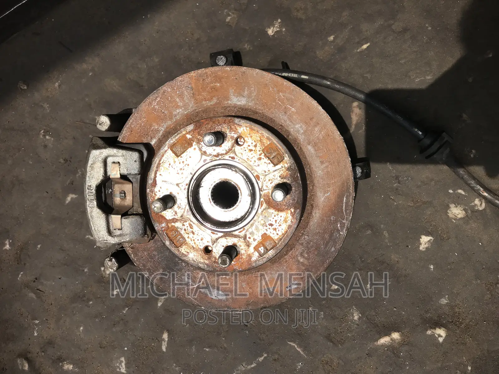 Mitsubishi Mirage Hub