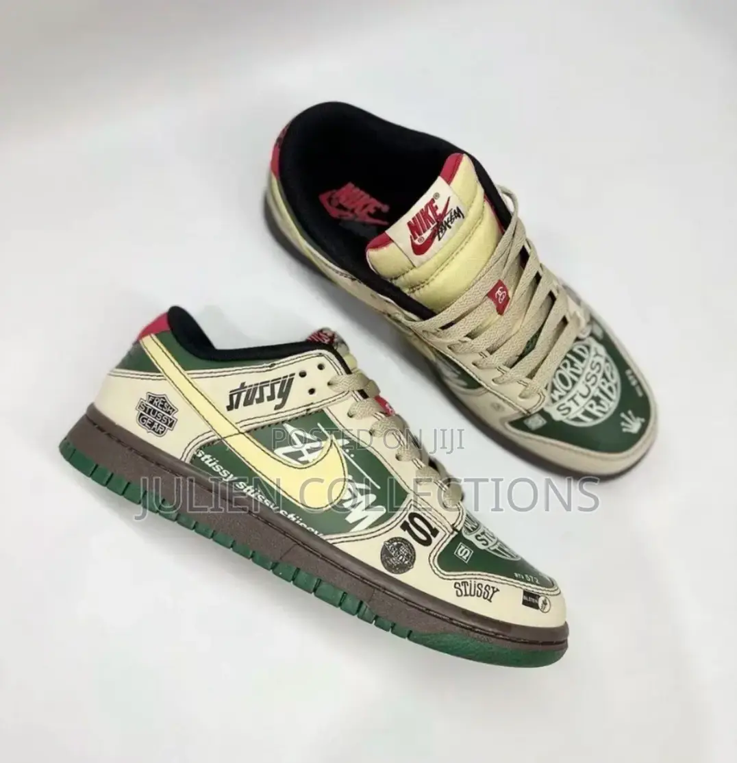 Nike SB Low Stussy