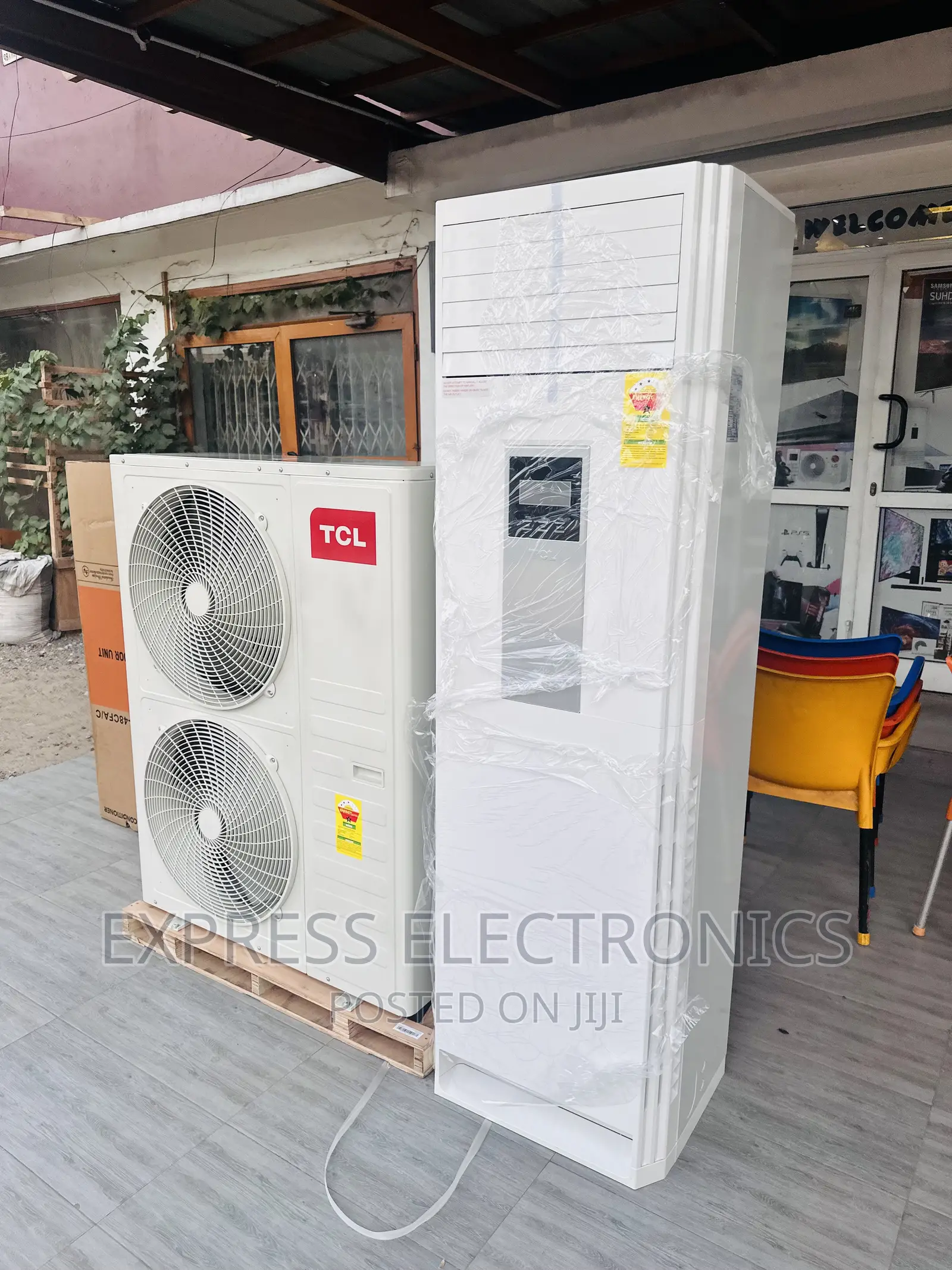 TCL Floor Standing Air Conditioner5hp White Free Standing