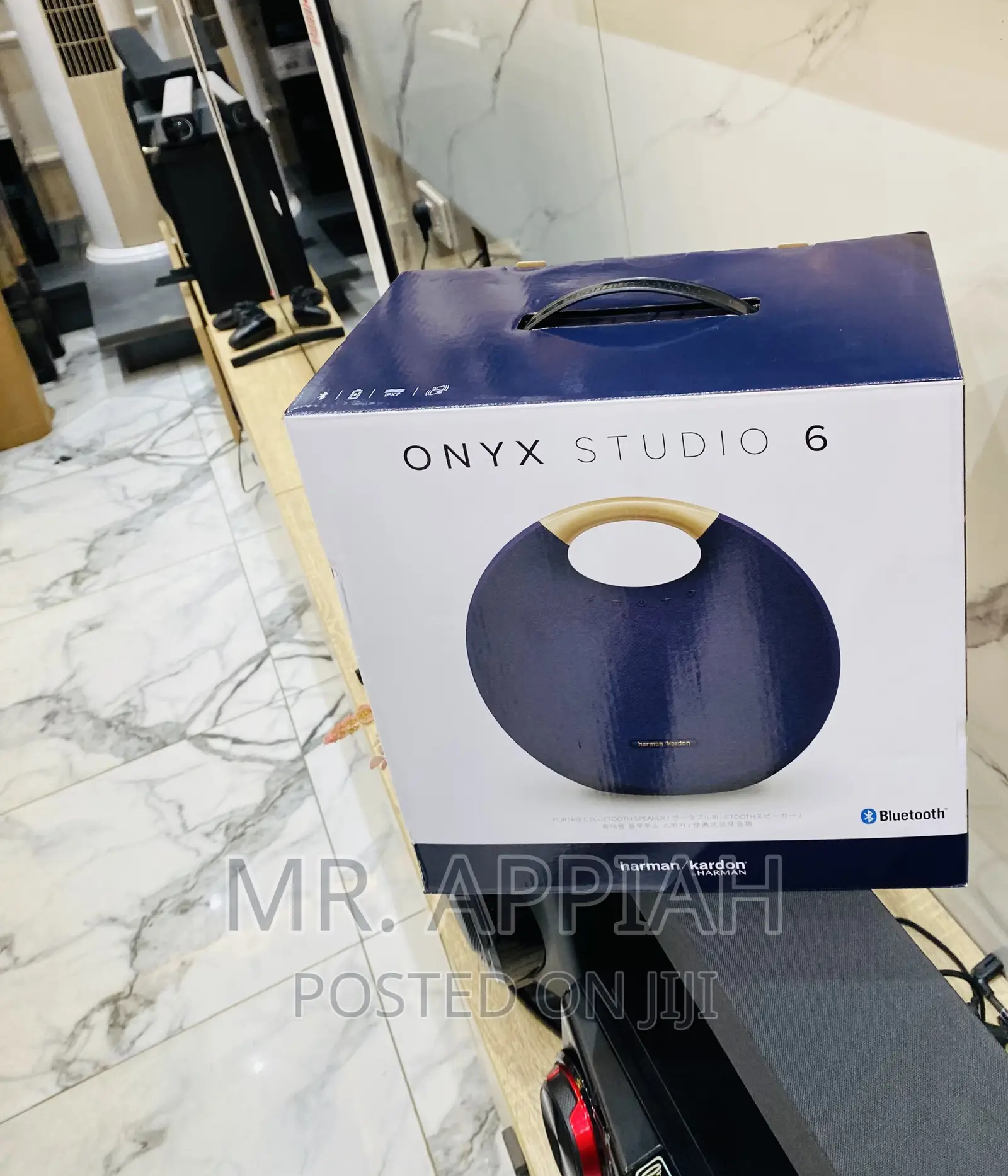 Affordable Onyx Studio 6 Bluetooth Speaker(Blueblack).