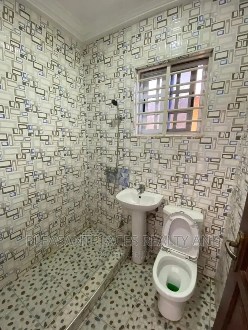2bdrm Apartment in Pleasantplaces, Accra Metropolitan for rent