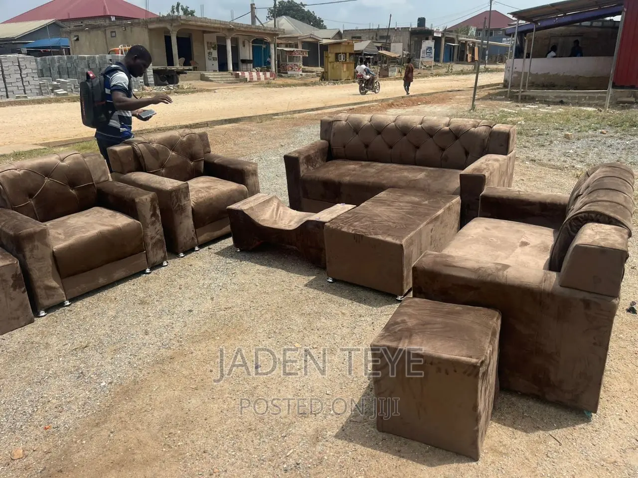 Brown Comfort Set Sofa