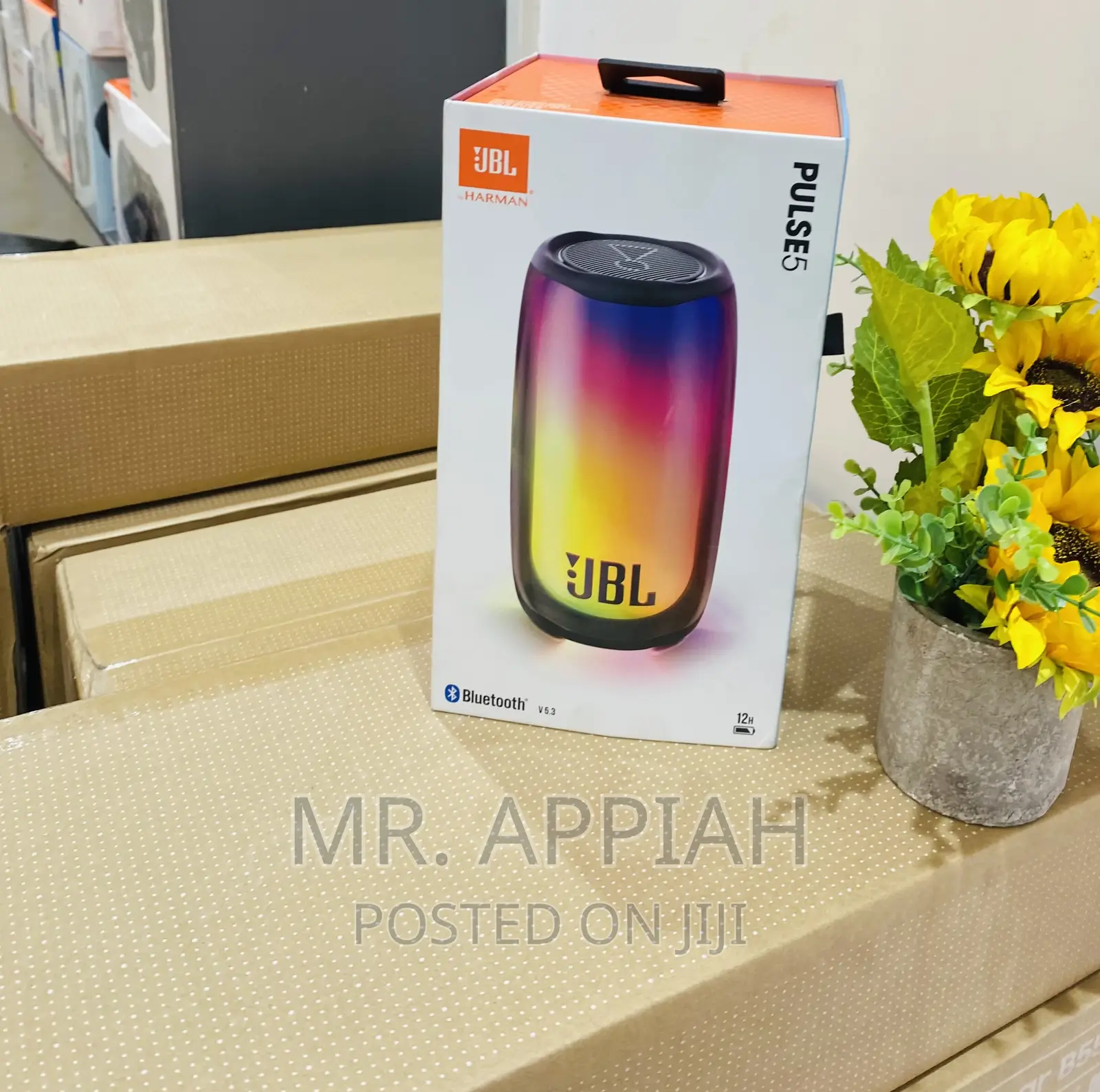 Quality Yet Affordable JBL Rechargeable Speaker,Black.