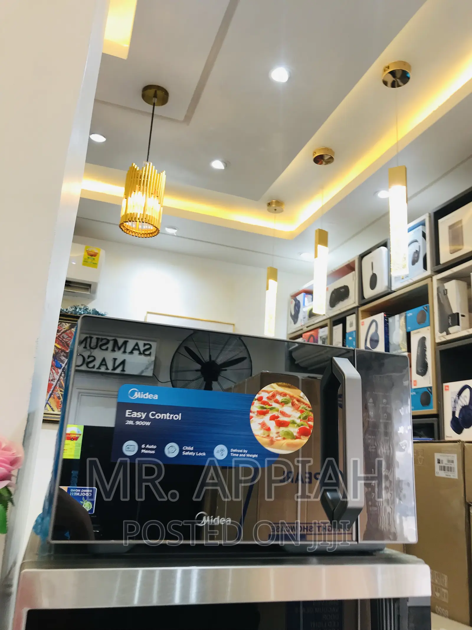 Fresh in Box Midea Em9p032mx 28L Electric Microwave.