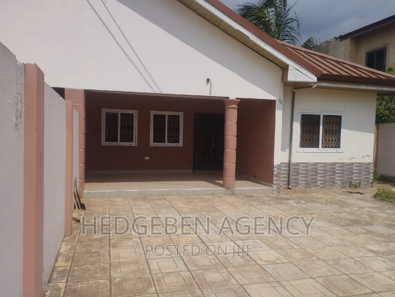 2bdrm House in Oyarifa for sale
