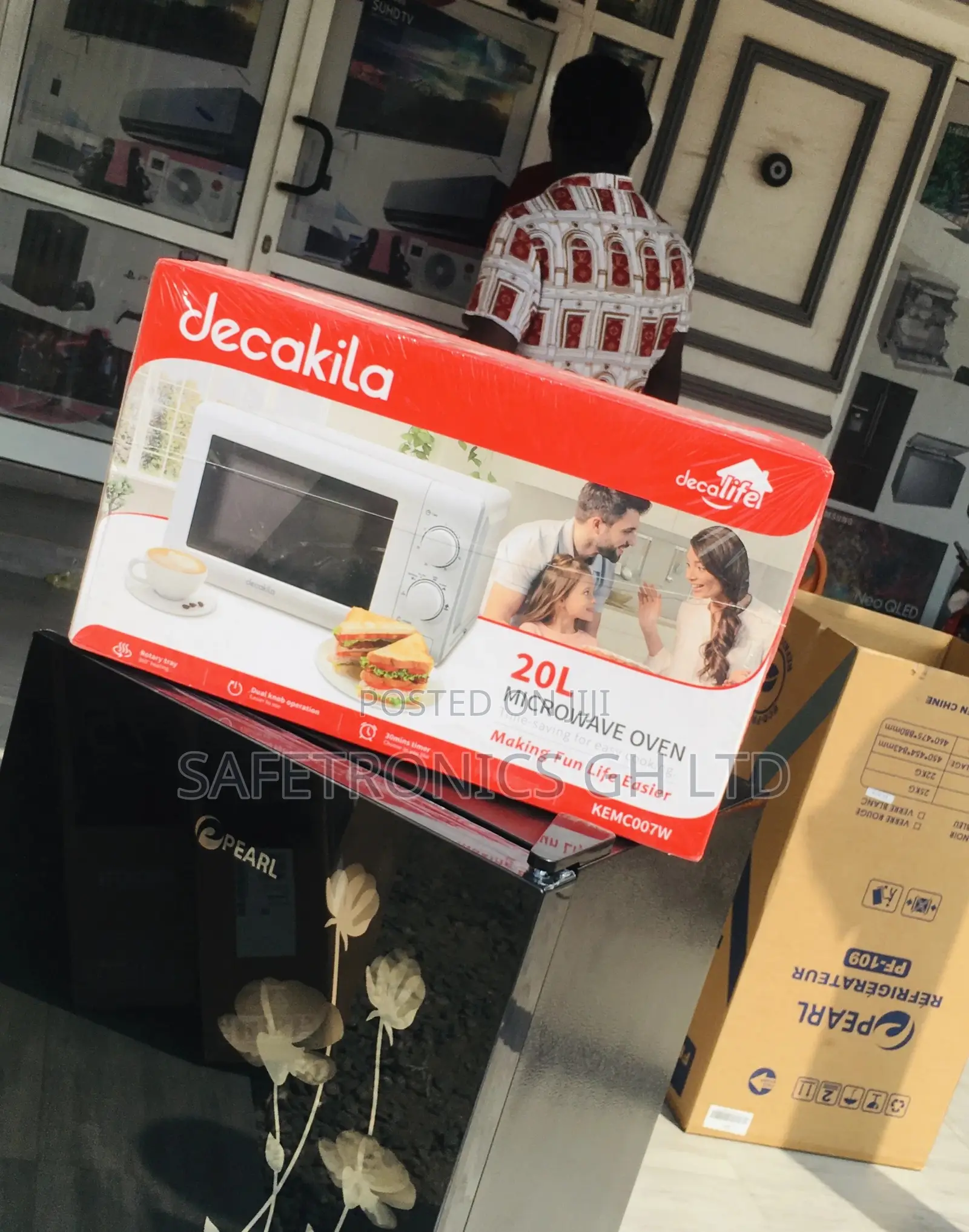 Electric Decaklia 20 Liters Countertop White Microwave